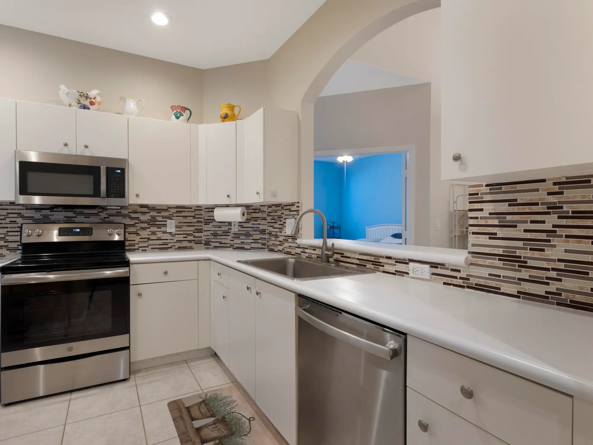 Property Slideshow image 14 of 52 | 10788 royal caribbean cir, Boynton Beach, FL, 33437