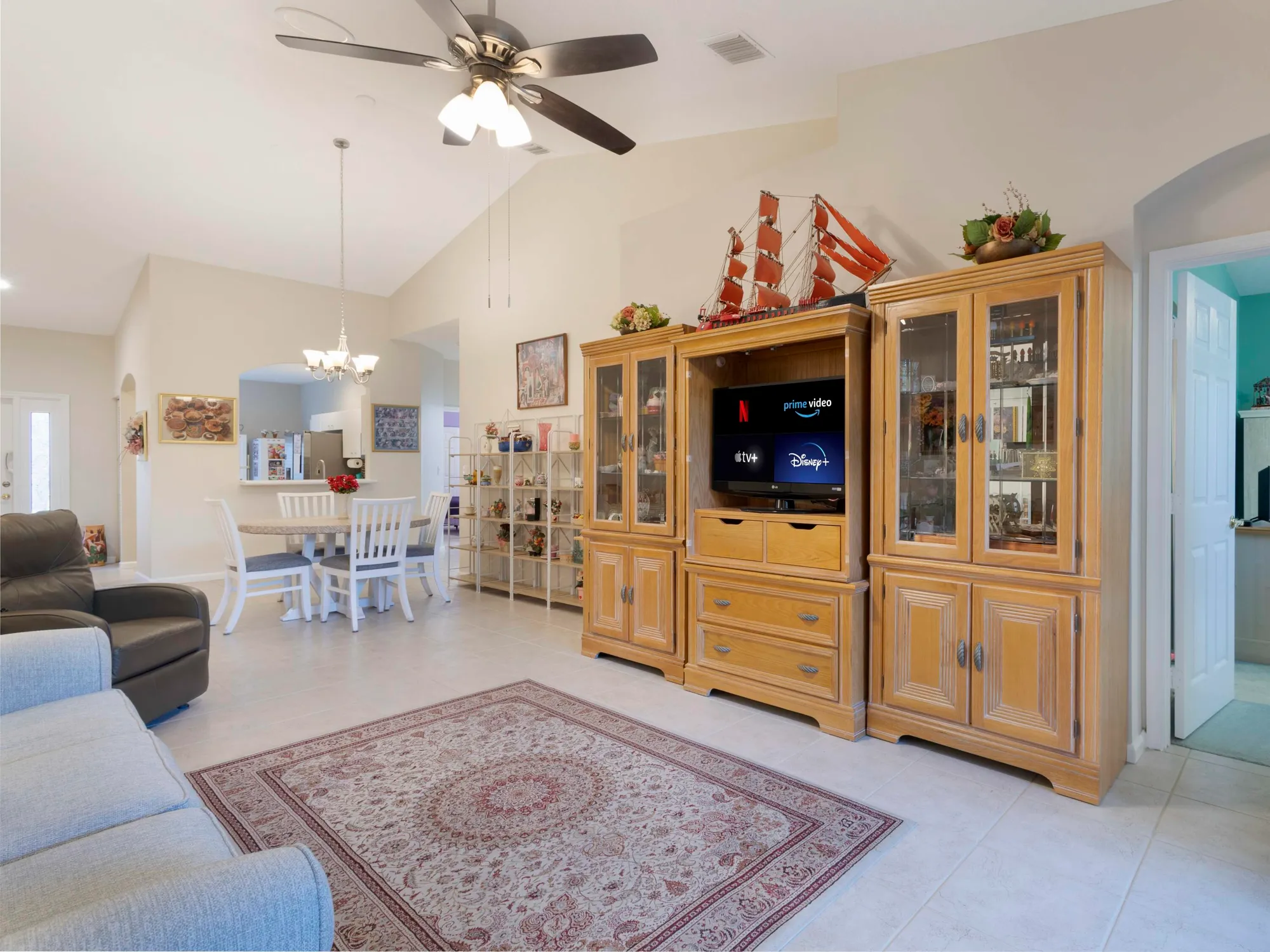Property Slideshow image 12 of 52 | 10788 royal caribbean cir, Boynton Beach, FL, 33437