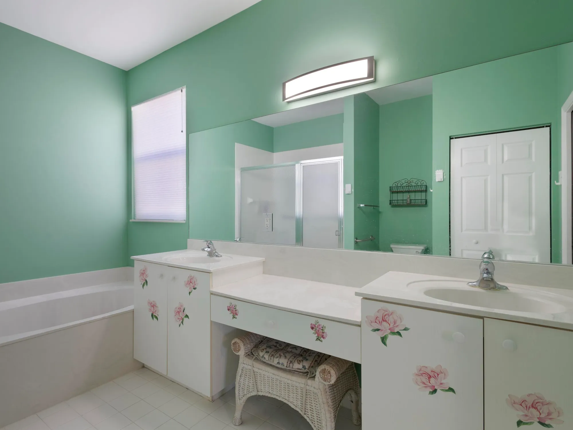 Property Slideshow image 20 of 52 | 10788 royal caribbean cir, Boynton Beach, FL, 33437