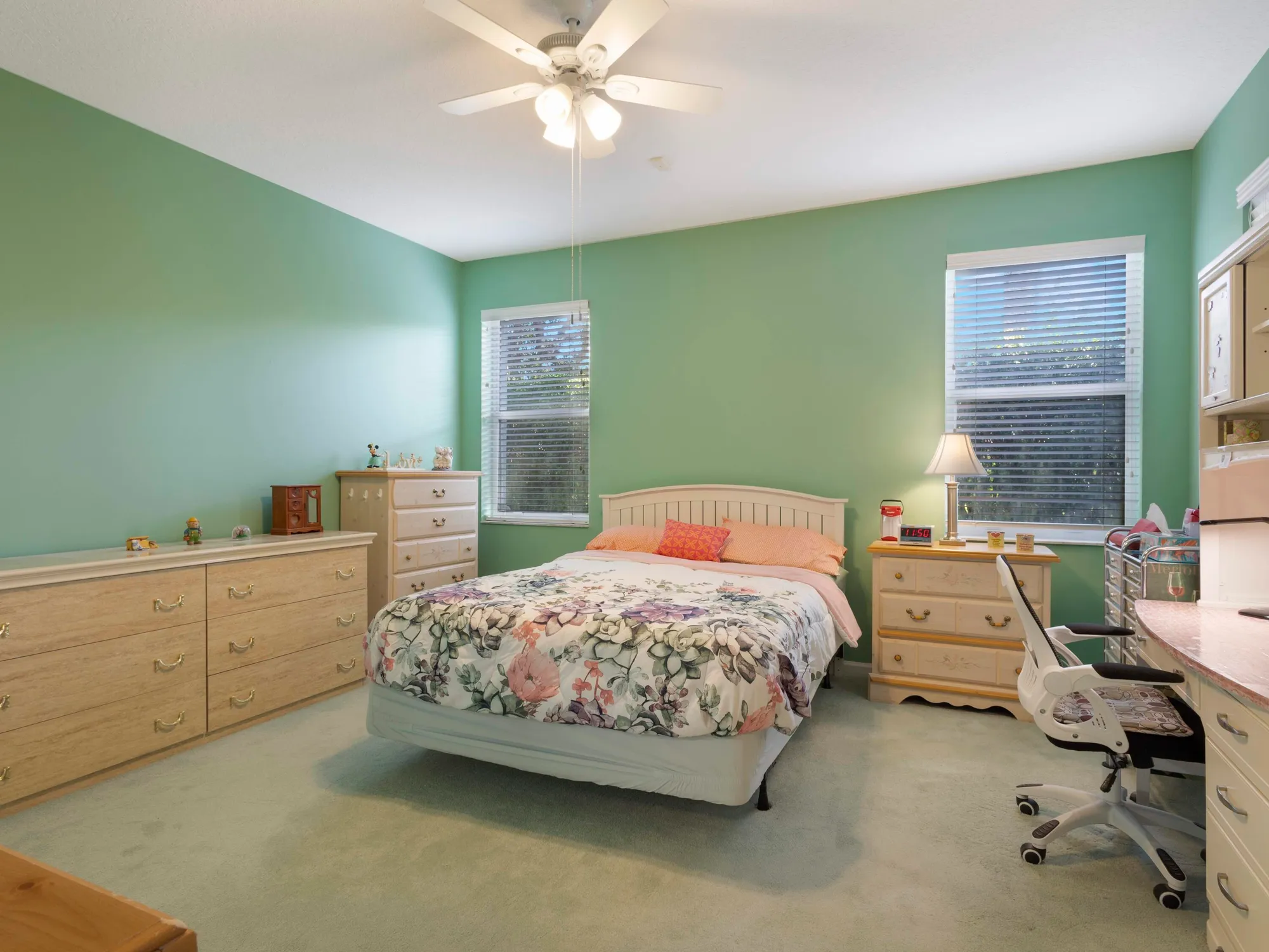 Property Slideshow image 17 of 52 | 10788 royal caribbean cir, Boynton Beach, FL, 33437