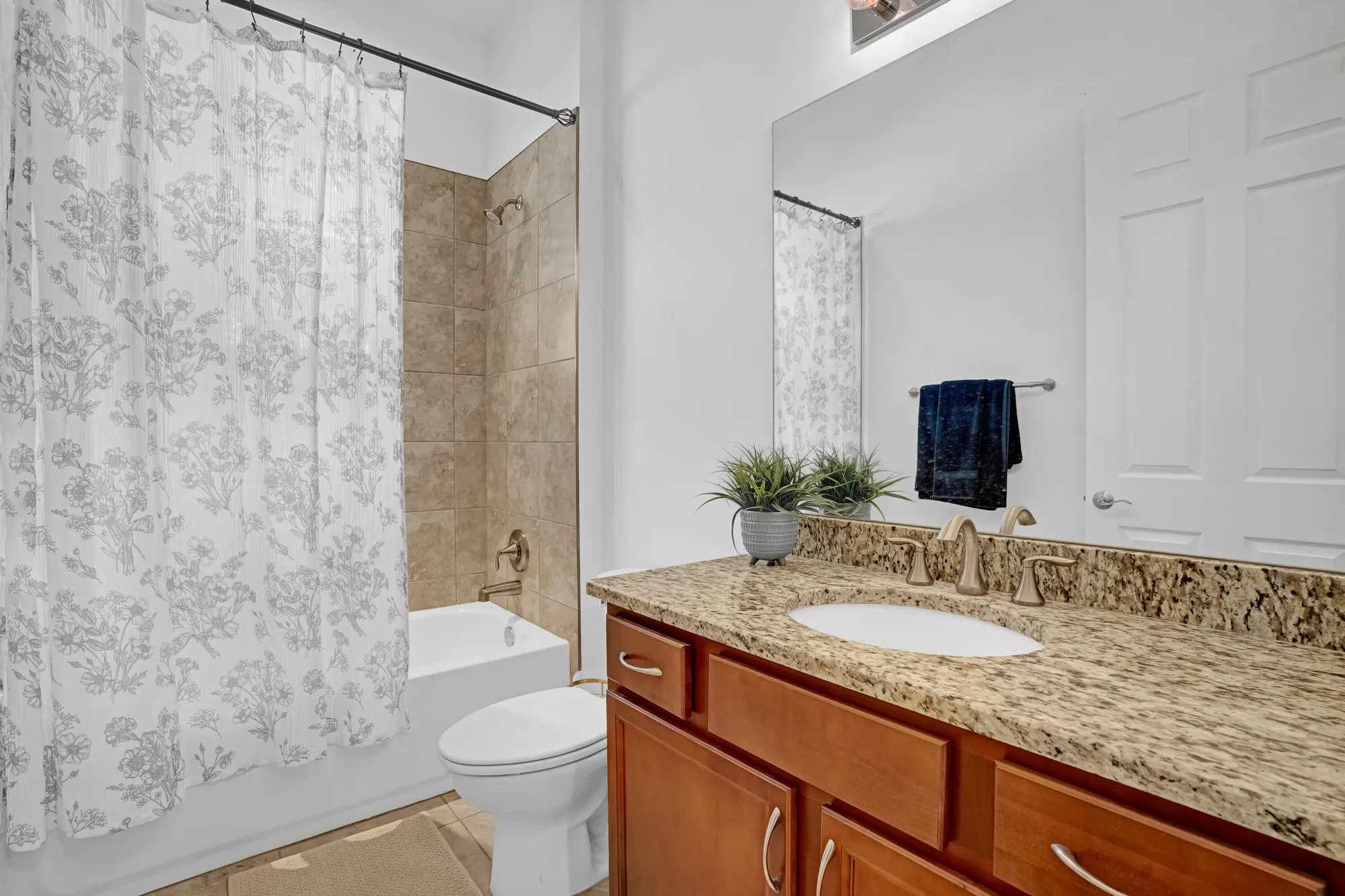 Property Slideshow image 28 of 47 | 25007 sw alberti way, Port Saint Lucie, FL, 34986