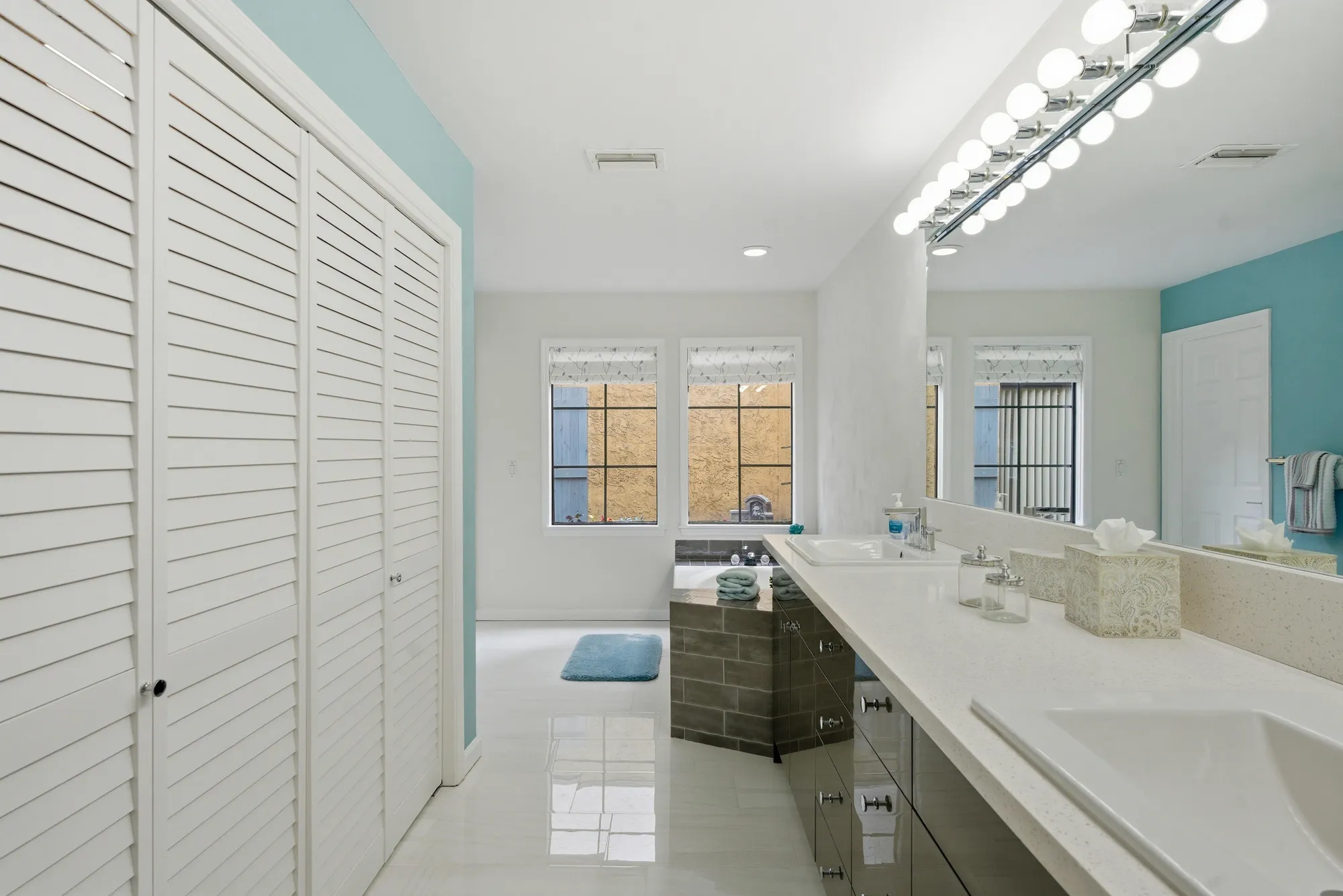 Property Slideshow image 20 of 47 | 5598 kiowa cir, Boynton Beach, FL, 33437