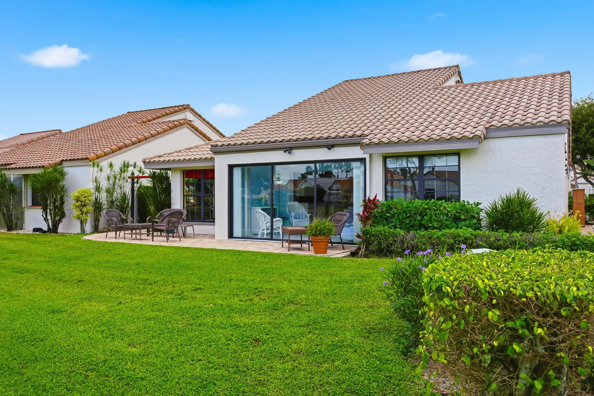 Property Slideshow image 2 of 47 | 5598 kiowa cir, Boynton Beach, FL, 33437