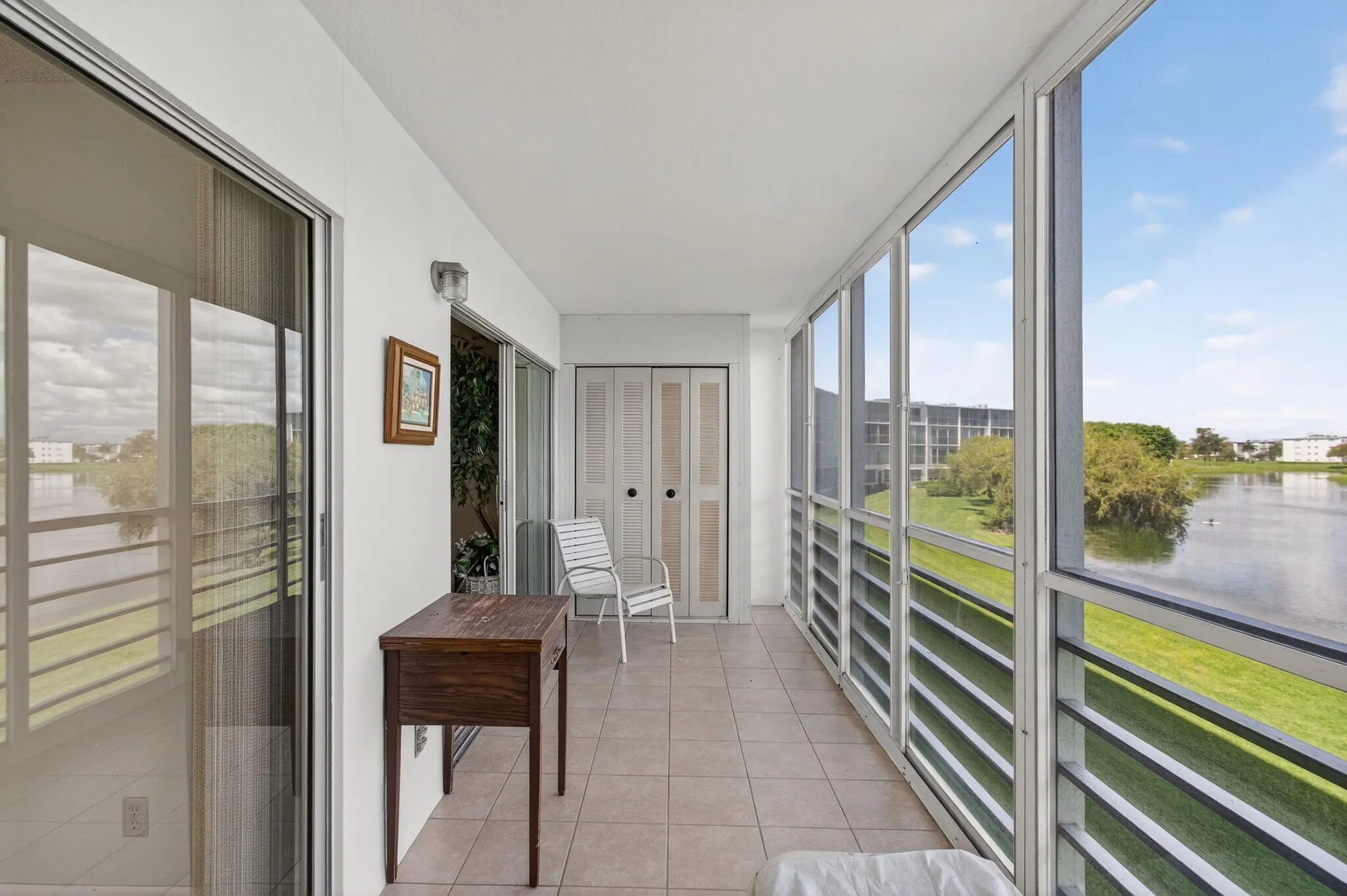 Property Slideshow image 21 of 101 | 2001 guildford a, Boca Raton, FL, 33434