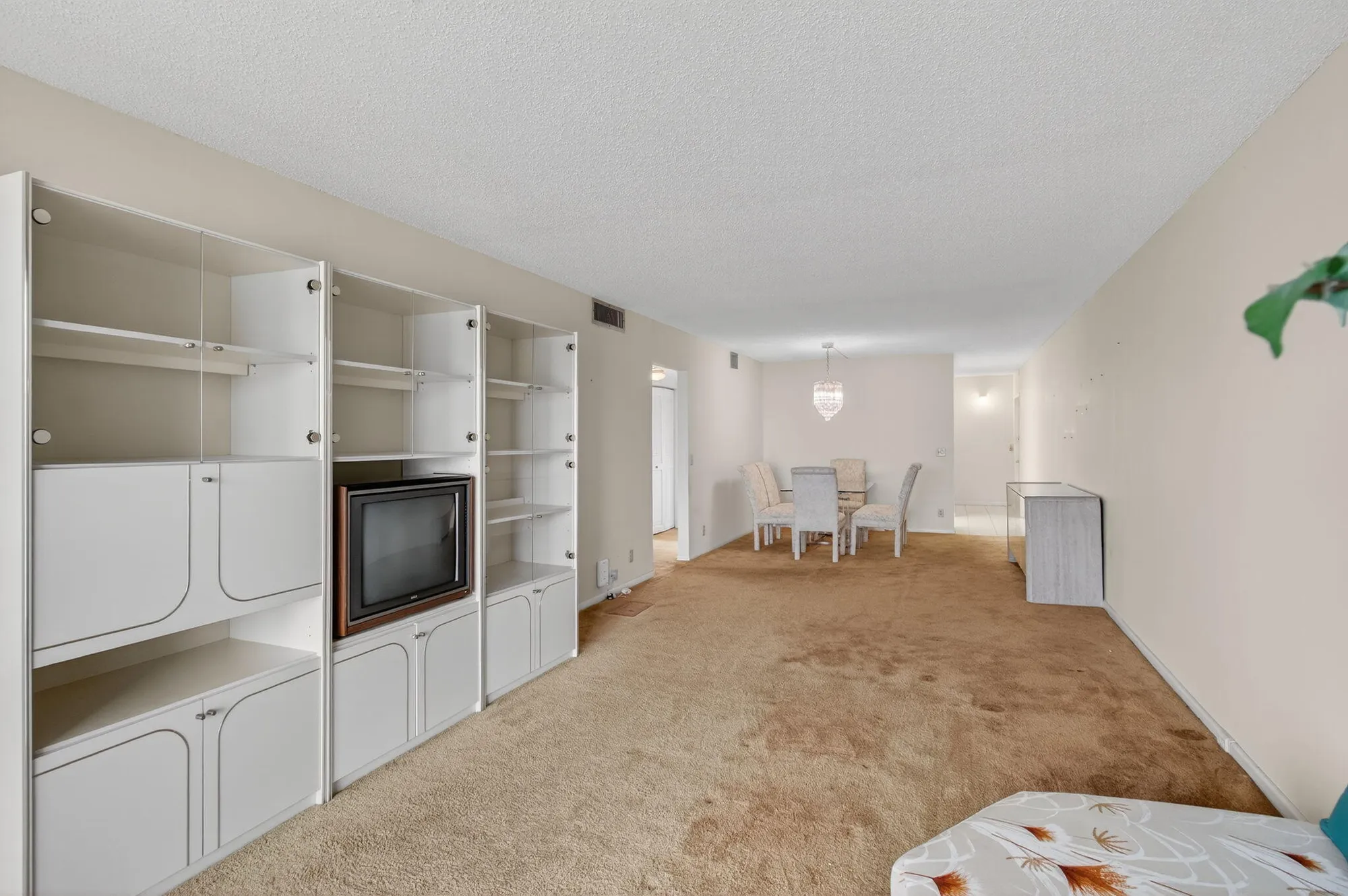 Property Slideshow image 27 of 101 | 2001 guildford a, Boca Raton, FL, 33434