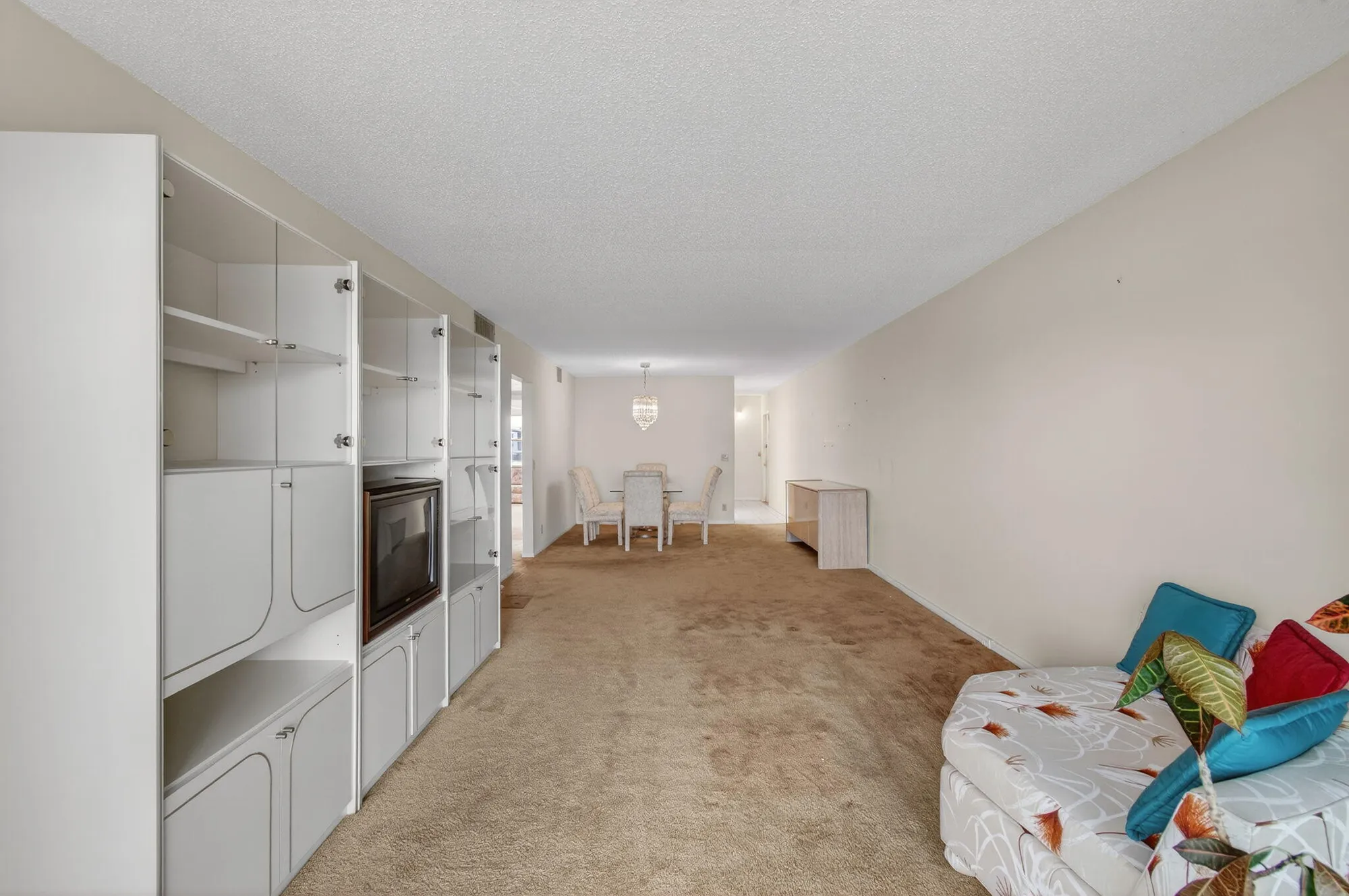 Property Slideshow image 26 of 101 | 2001 guildford a, Boca Raton, FL, 33434