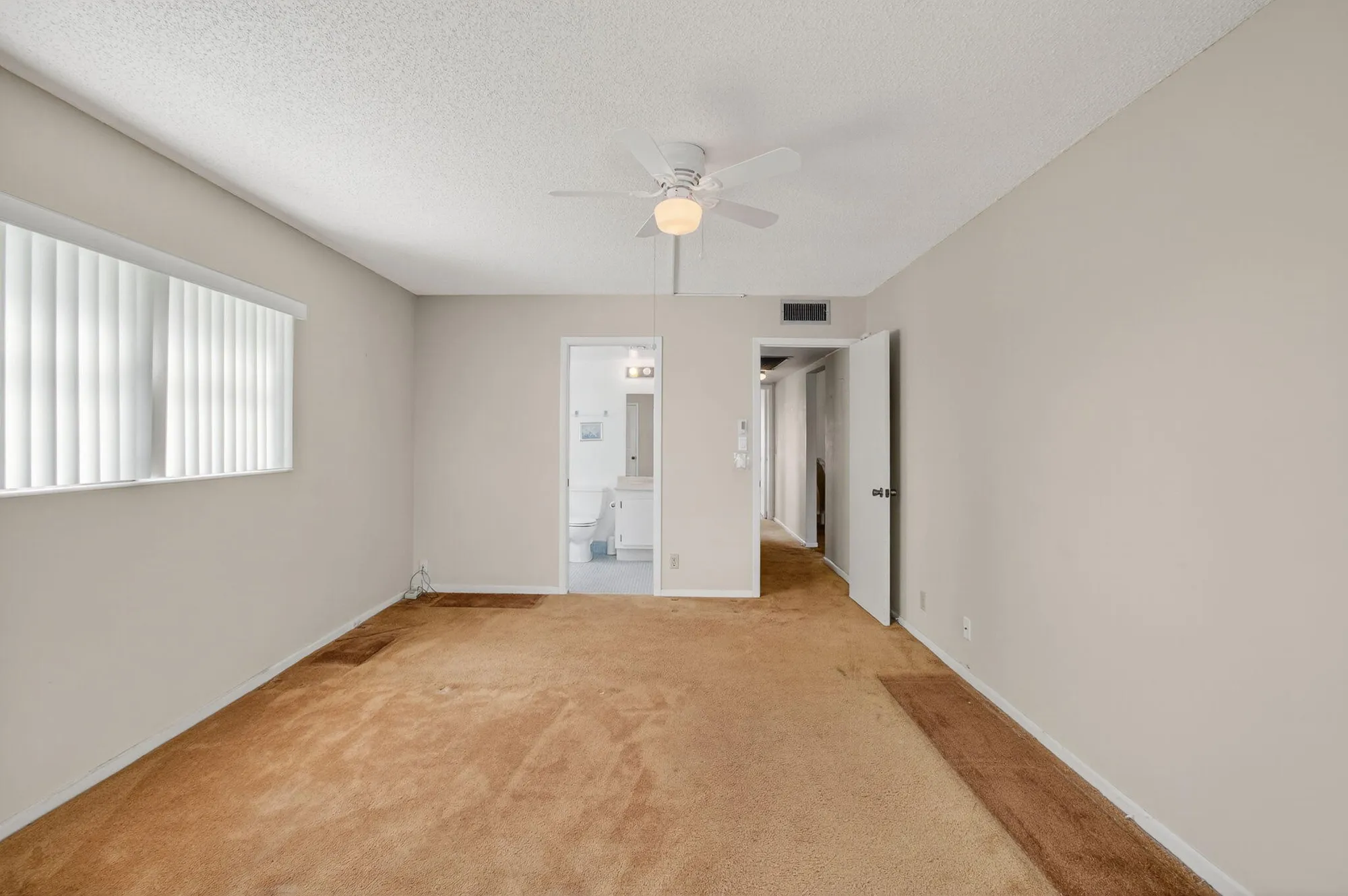 Property Slideshow image 43 of 101 | 2001 guildford a, Boca Raton, FL, 33434