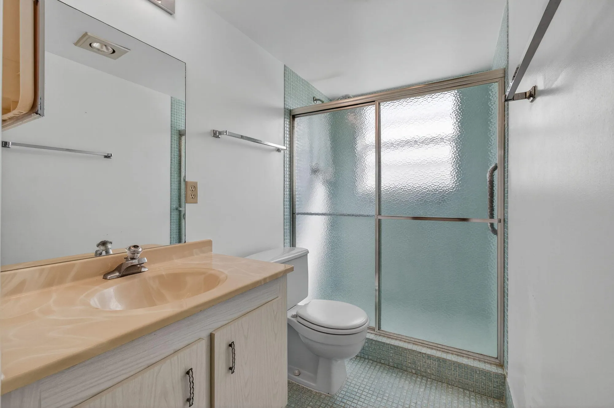 Property Slideshow image 53 of 101 | 2001 guildford a, Boca Raton, FL, 33434