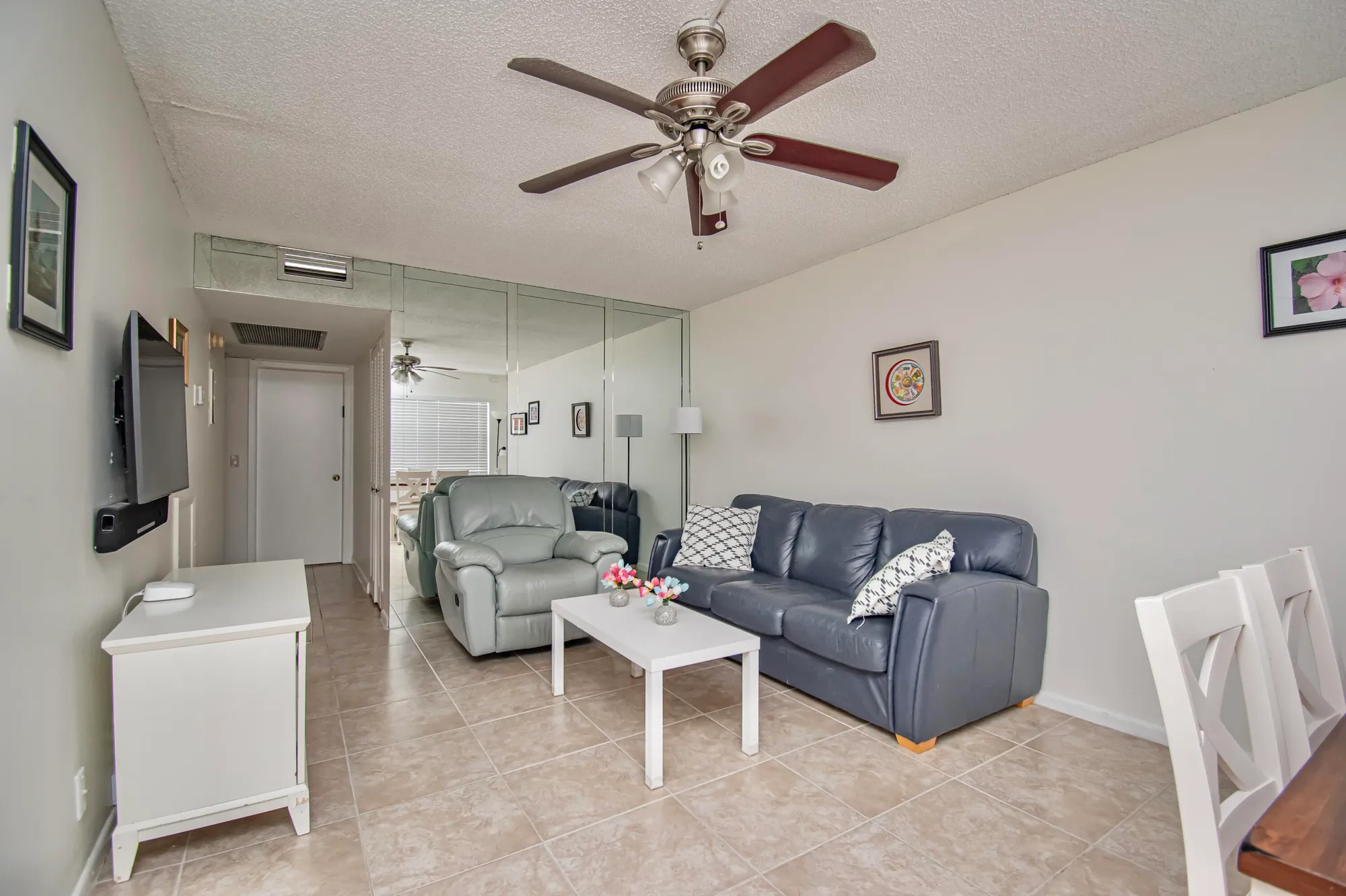 Property Slideshow image 5 of 28 | 2085 wolverton e unit e, Boca Raton, FL, 33434