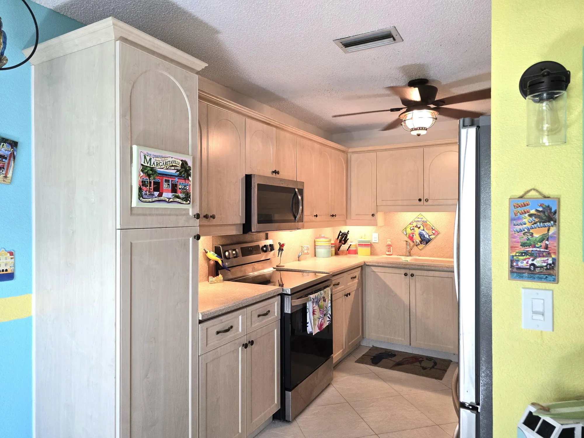 Property Slideshow image 16 of 53 | 10039 hickorywood pl, Boynton Beach, FL, 33437