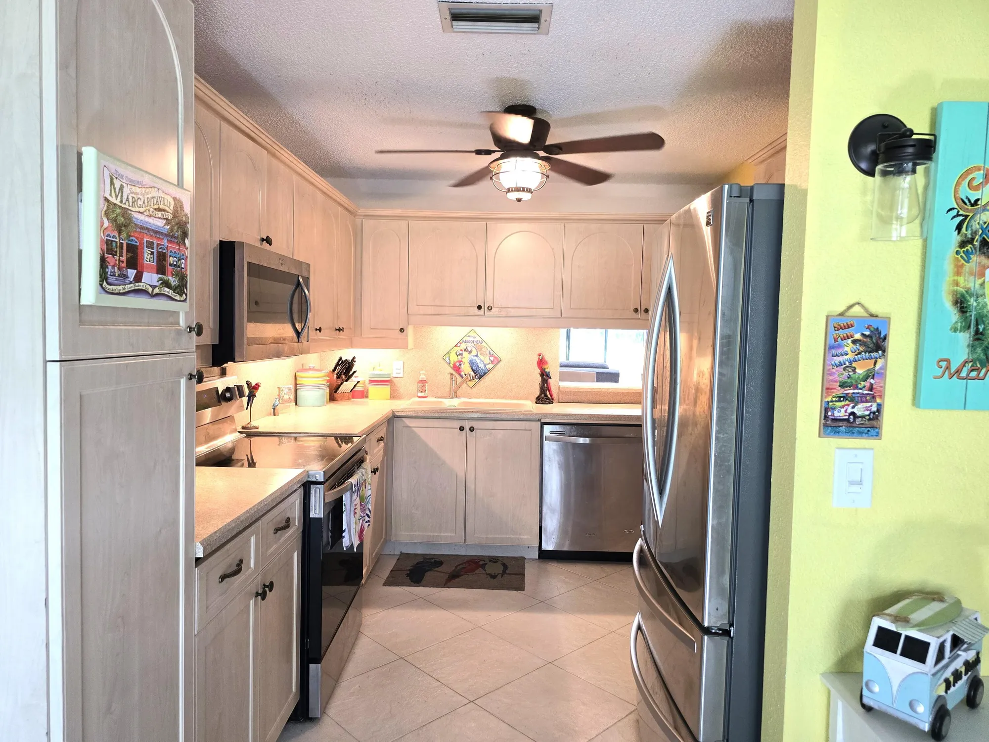 Property Slideshow image 15 of 53 | 10039 hickorywood pl, Boynton Beach, FL, 33437