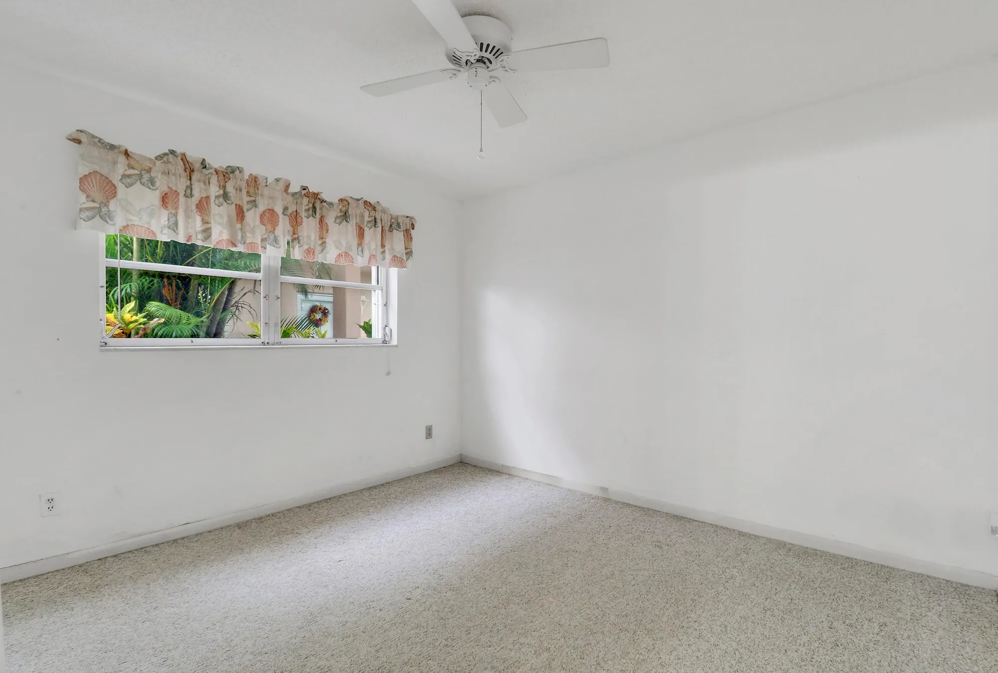 Property Slideshow image 16 of 33 | 18081 se country club dr # 13-125, Jupiter, FL, 33469