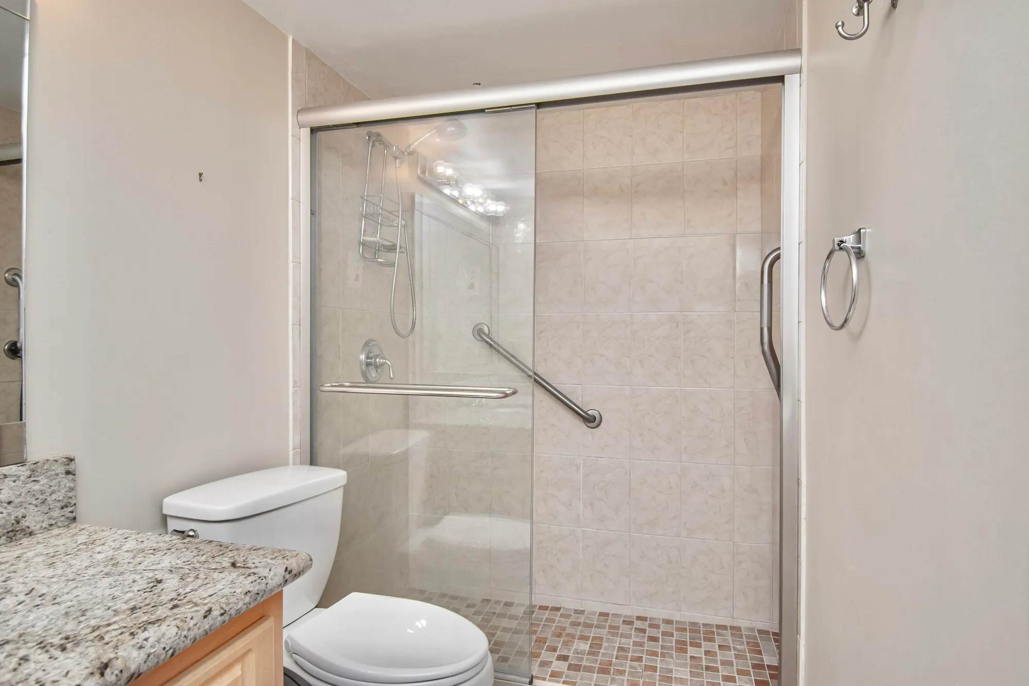 Property Slideshow image 21 of 28 | 2085 wolverton e unit e, Boca Raton, FL, 33434