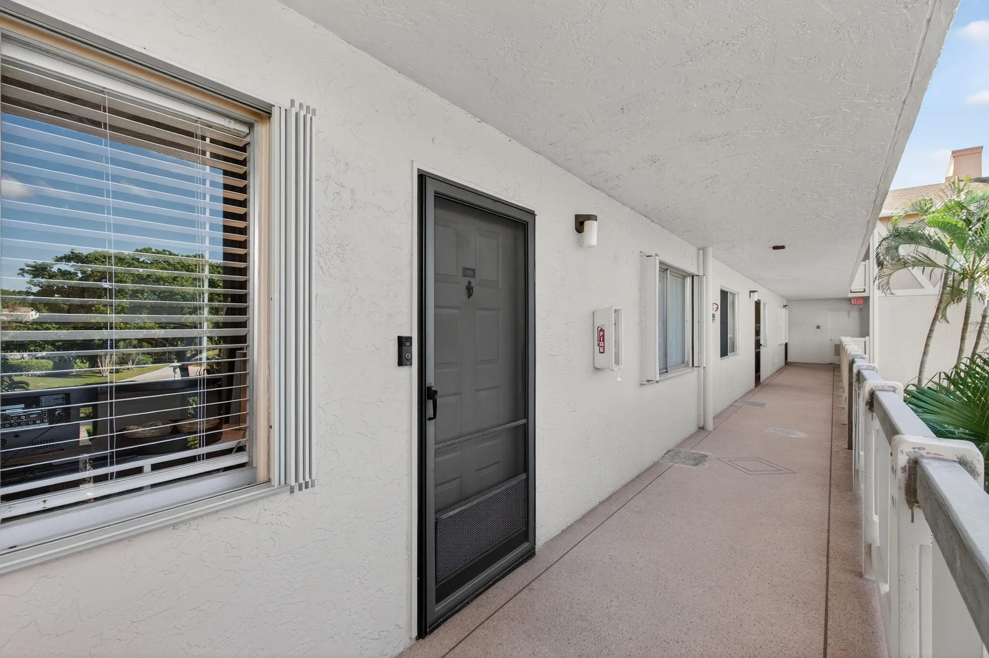 Property Slideshow image 9 of 82 | 7006 huntington ln apt 306, Delray Beach, FL, 33446