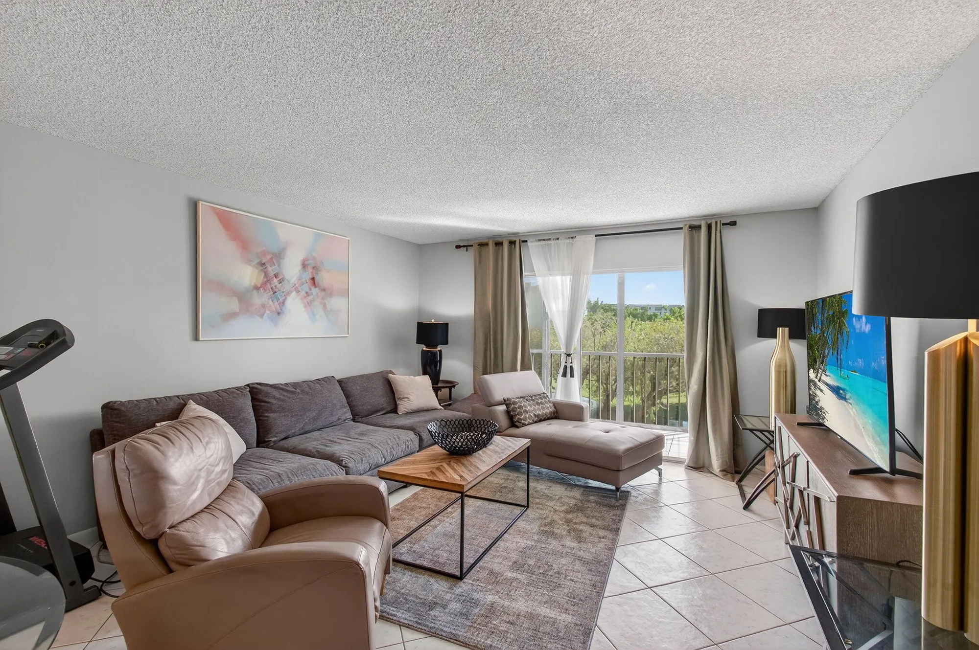 Property Slideshow image 15 of 82 | 7006 huntington ln apt 306, Delray Beach, FL, 33446