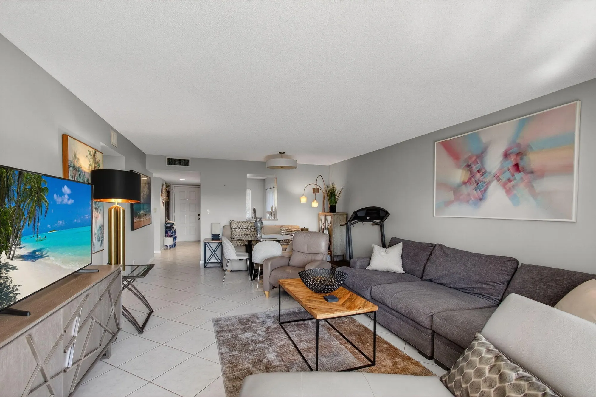 Property Slideshow image 18 of 82 | 7006 huntington ln apt 306, Delray Beach, FL, 33446