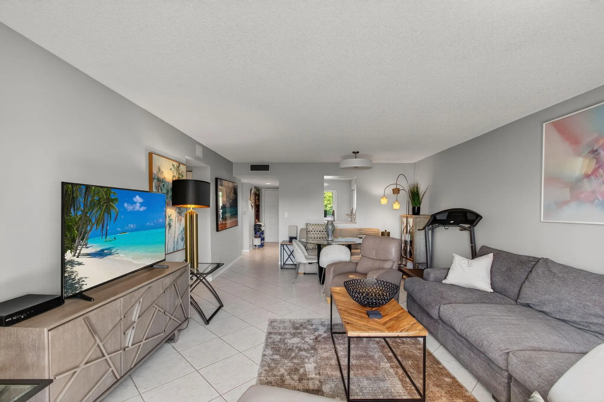 Property Slideshow image 19 of 82 | 7006 huntington ln apt 306, Delray Beach, FL, 33446