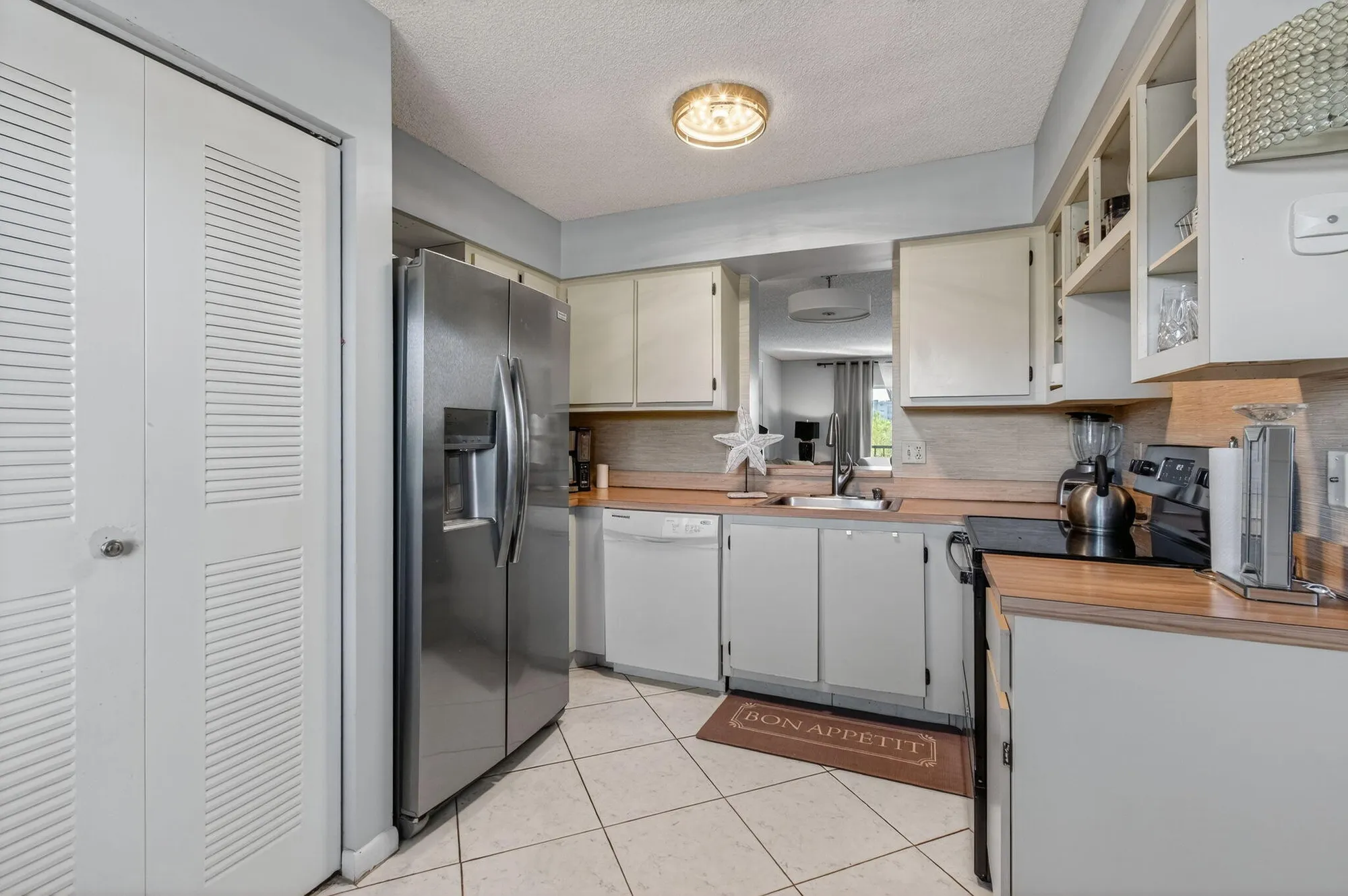Property Slideshow image 22 of 82 | 7006 huntington ln apt 306, Delray Beach, FL, 33446