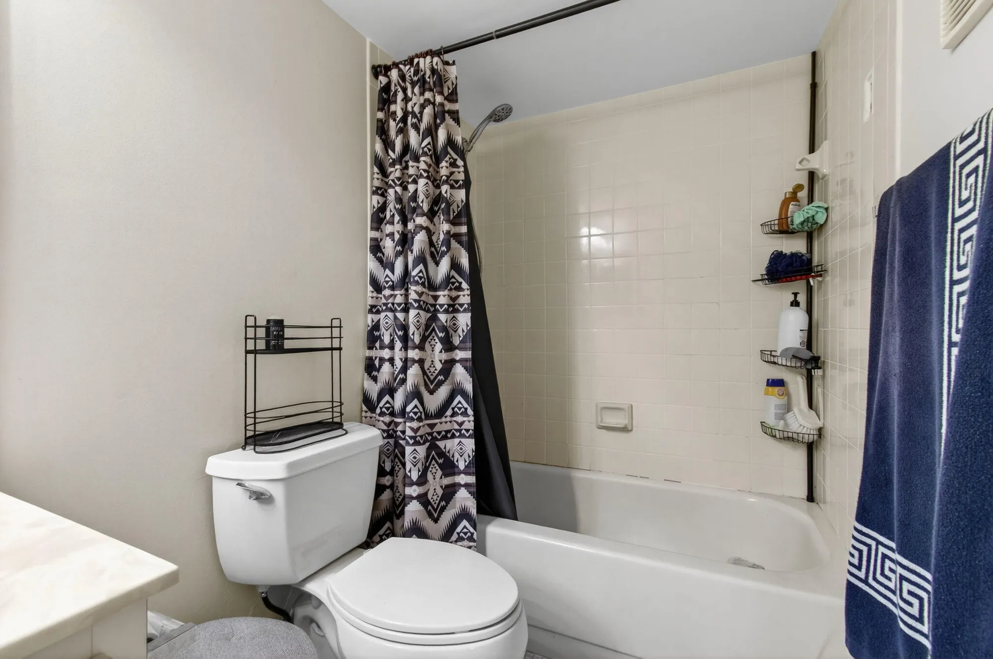 Property Slideshow image 40 of 82 | 7006 huntington ln apt 306, Delray Beach, FL, 33446