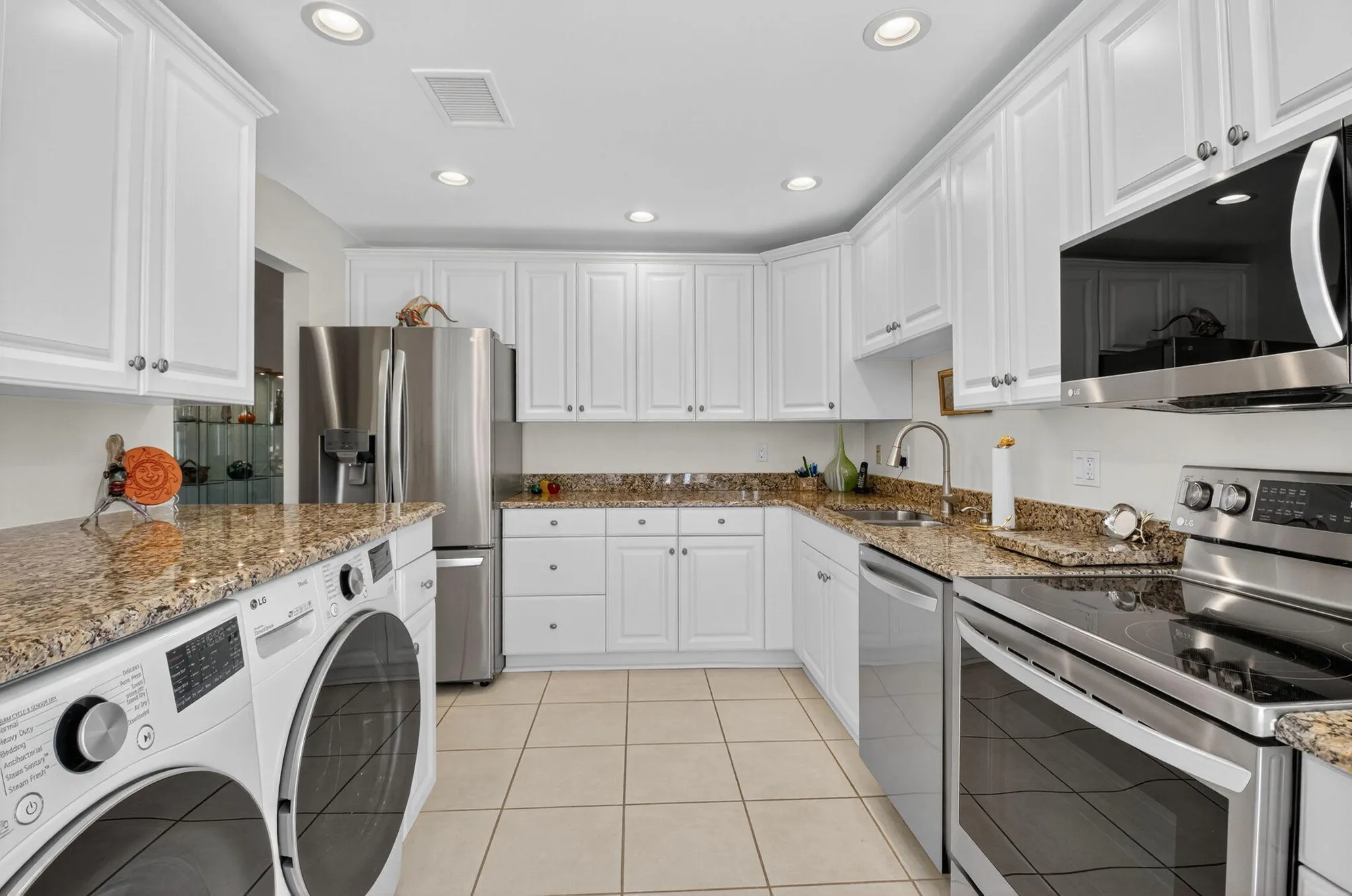 Property Slideshow image 30 of 98 | 3 westgate ln c, Boynton Beach, FL, 33436