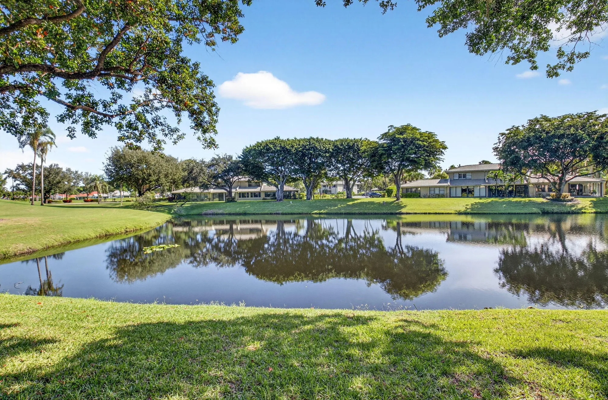 Property Slideshow image 11 of 98 | 3 westgate ln c, Boynton Beach, FL, 33436