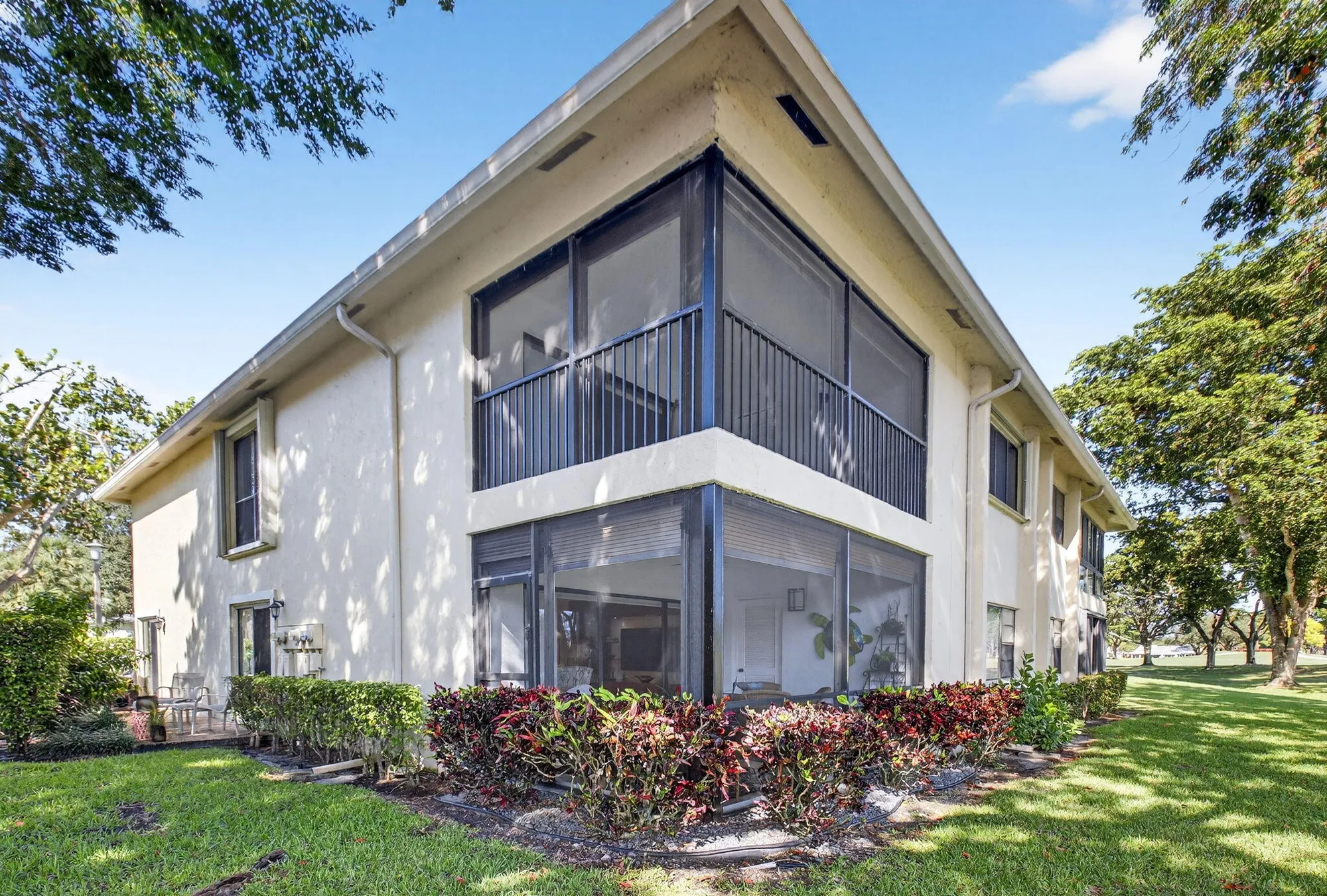 Property Slideshow image 39 of 98 | 3 westgate ln c, Boynton Beach, FL, 33436