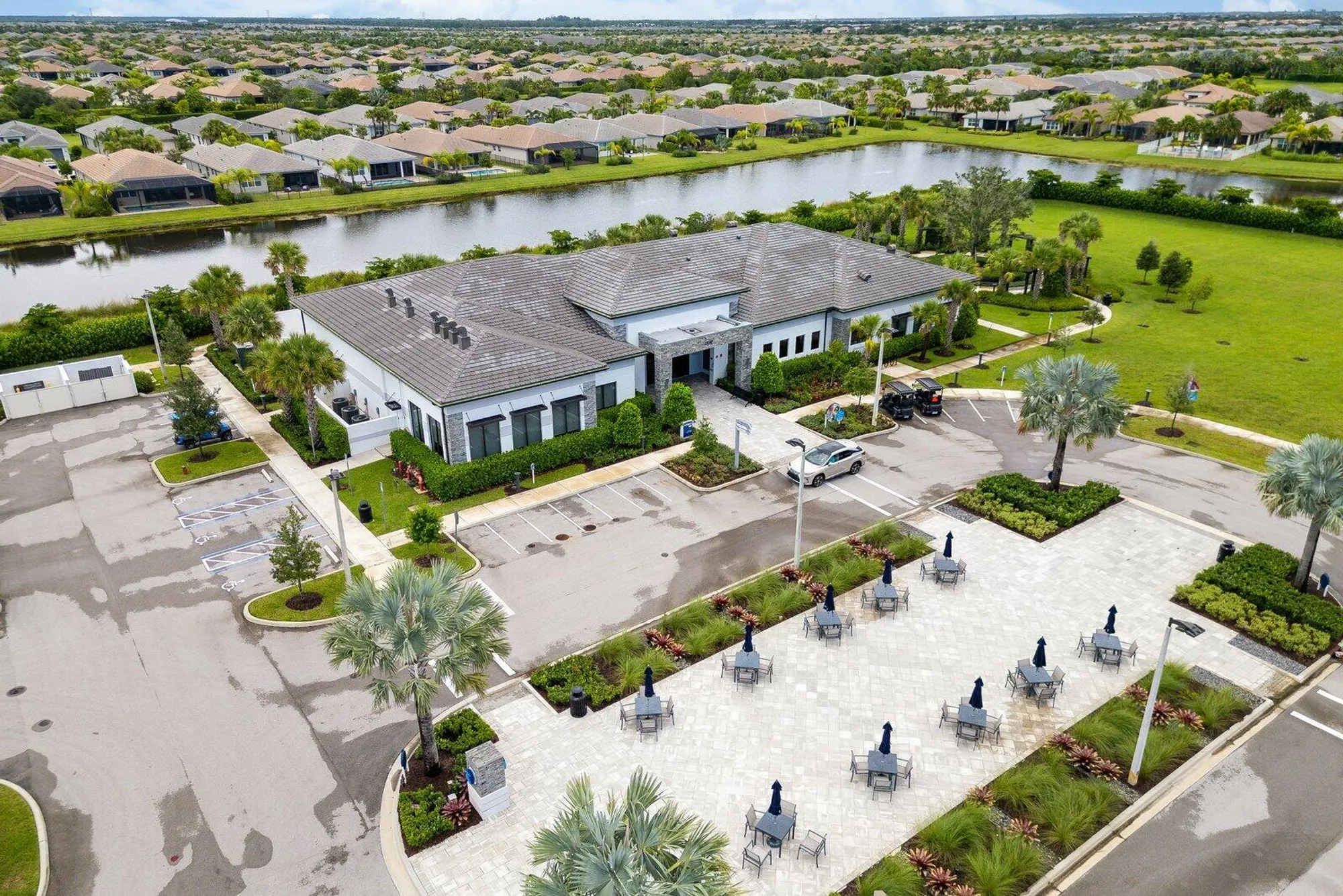 Property Slideshow image 30 of 41 | 12439 sw blue mangrove pkwy, Port Saint Lucie, FL, 34987