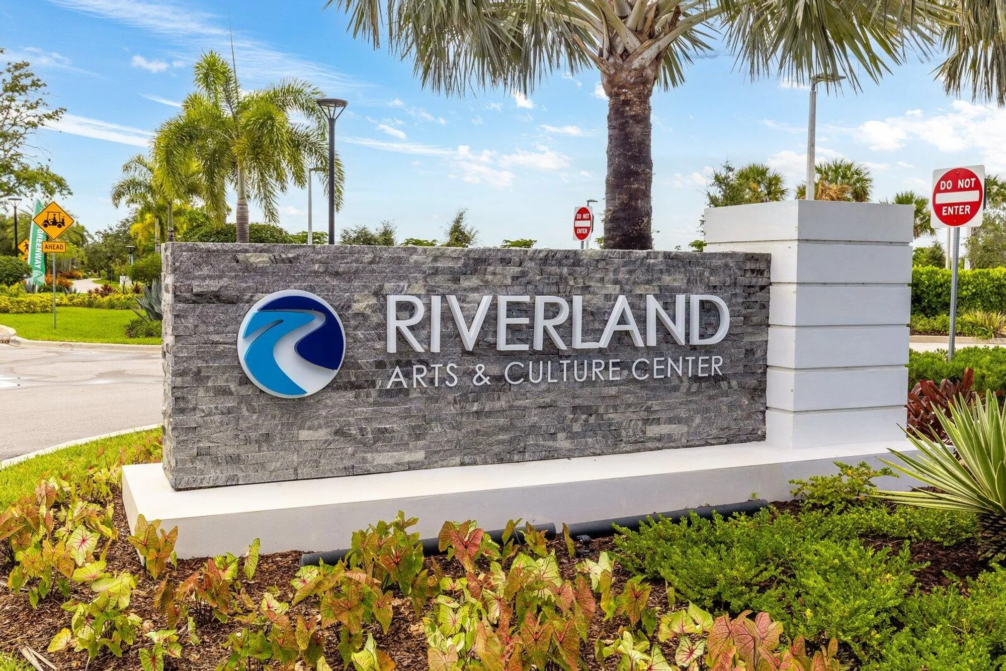 Property Slideshow image 29 of 41 | 12439 sw blue mangrove pkwy, Port Saint Lucie, FL, 34987