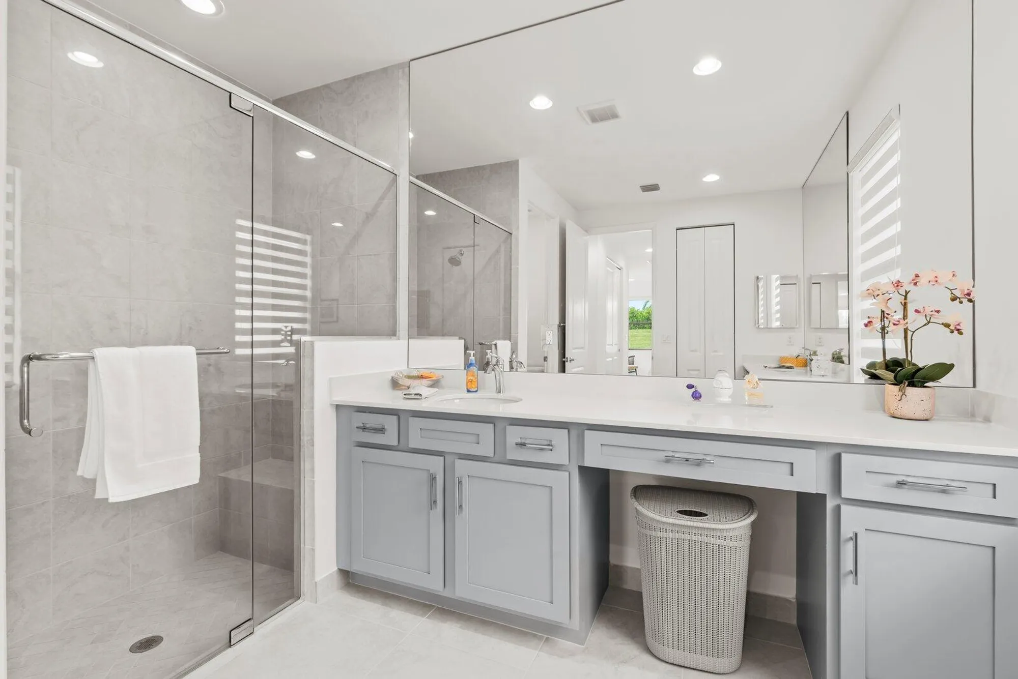 Property Slideshow image 13 of 41 | 12439 sw blue mangrove pkwy, Port Saint Lucie, FL, 34987