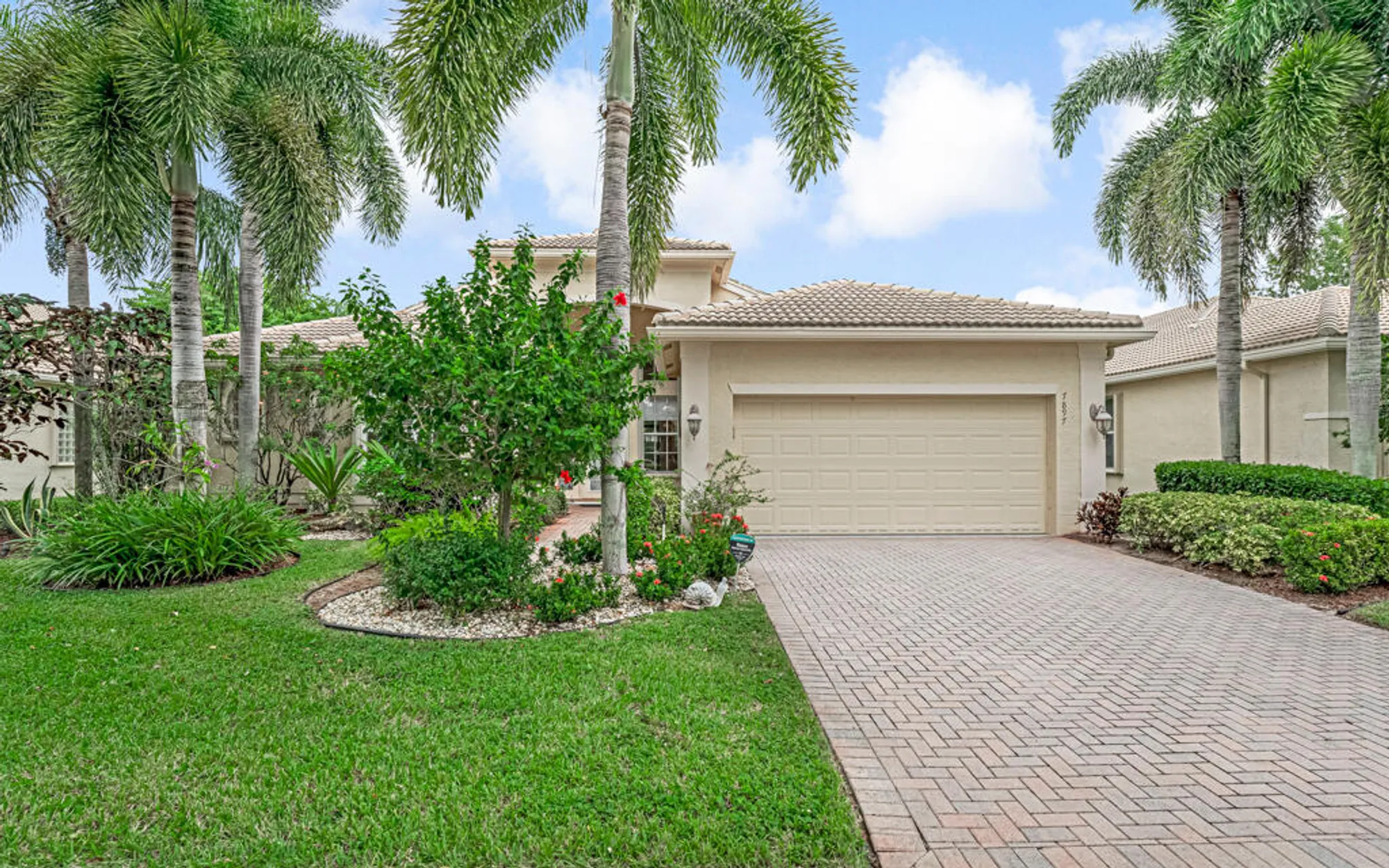 Property Slideshow image 2 of 77 | 7897 amethyst lake pt, Lake Worth, FL, 33467