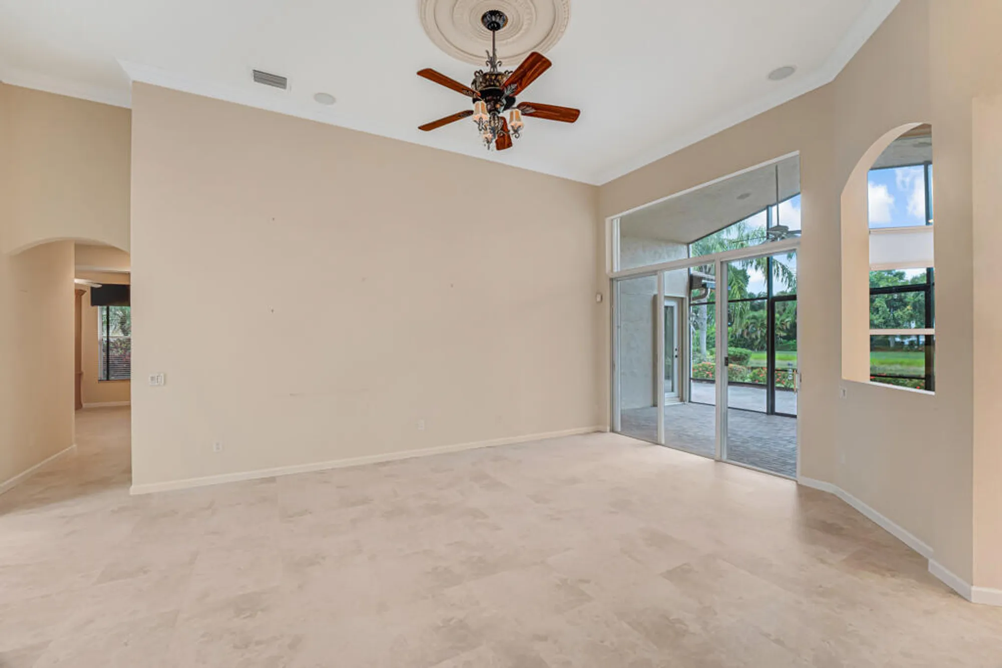 Property Slideshow image 29 of 77 | 7897 amethyst lake pt, Lake Worth, FL, 33467
