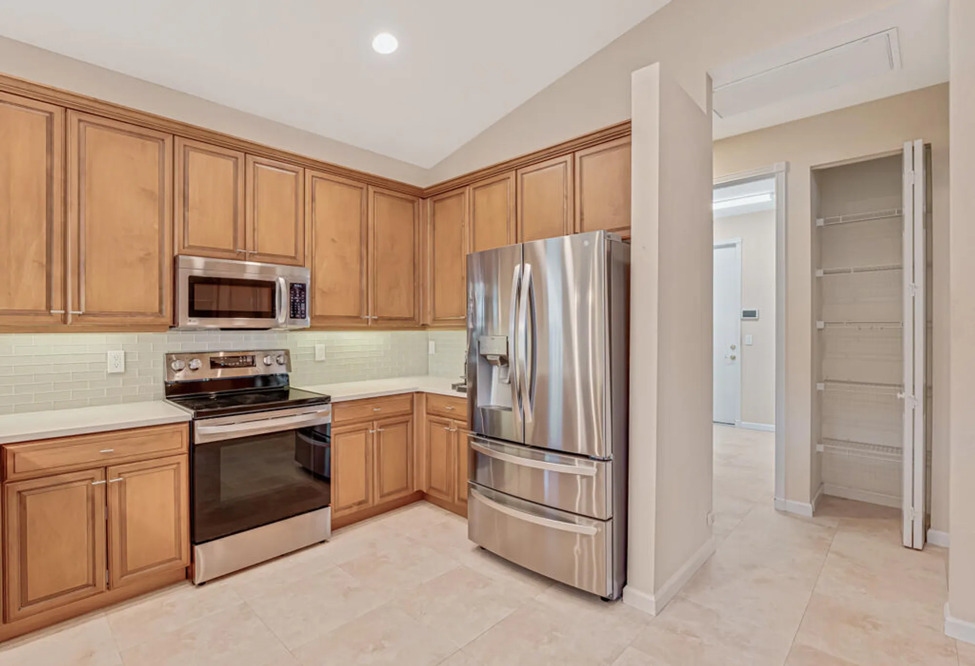 Property Slideshow image 14 of 77 | 7897 amethyst lake pt, Lake Worth, FL, 33467