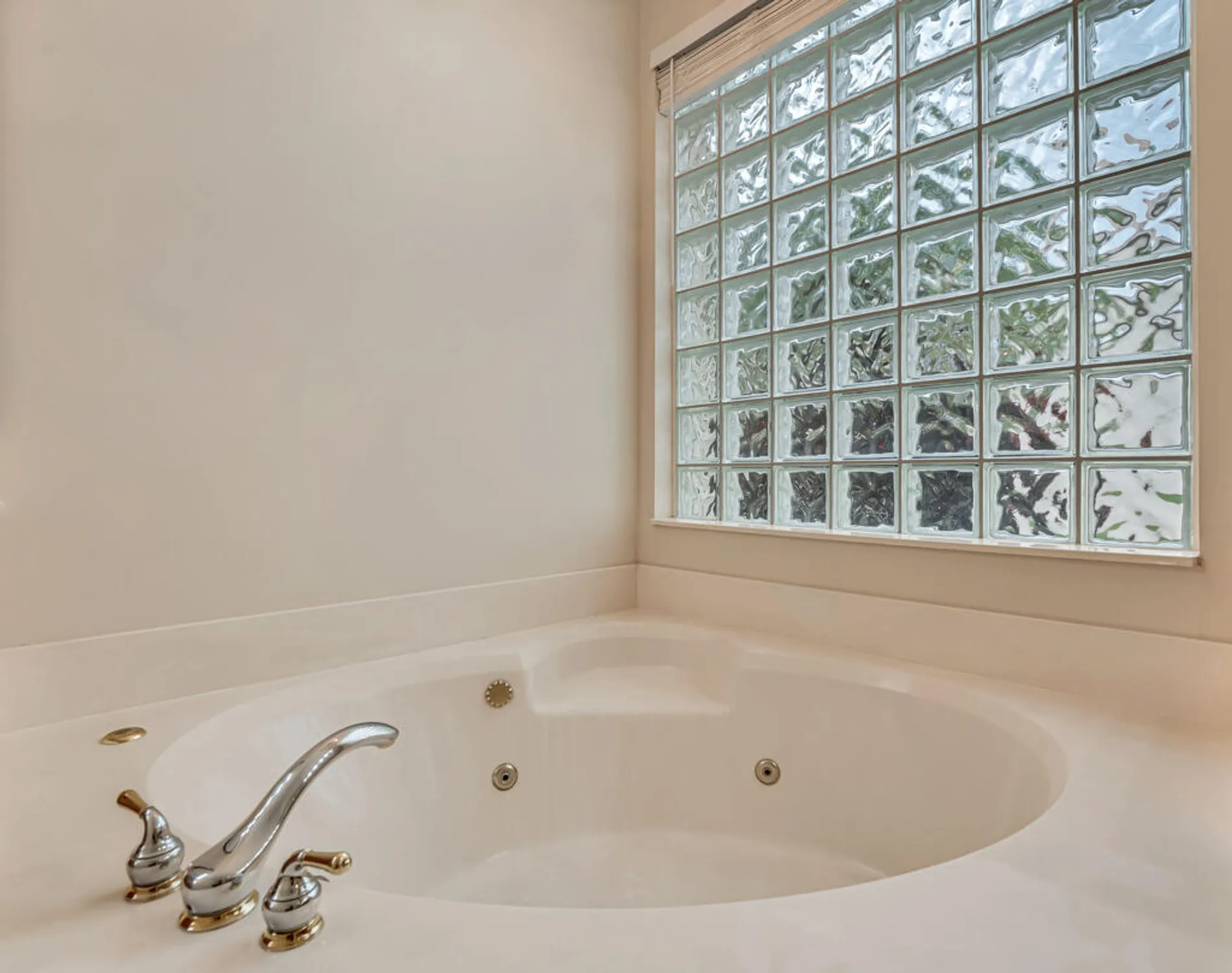 Property Slideshow image 22 of 77 | 7897 amethyst lake pt, Lake Worth, FL, 33467