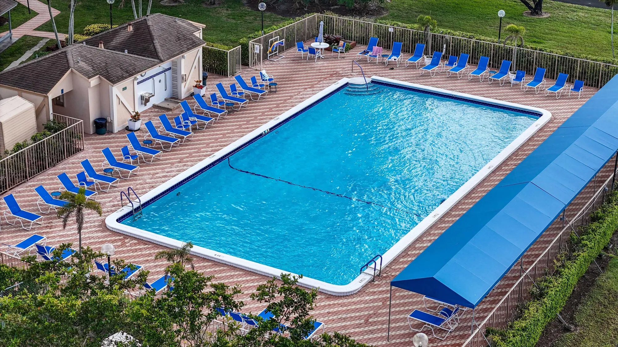 Property Slideshow image 27 of 42 | 6936 huntington ln 302, Delray Beach, FL, 33446