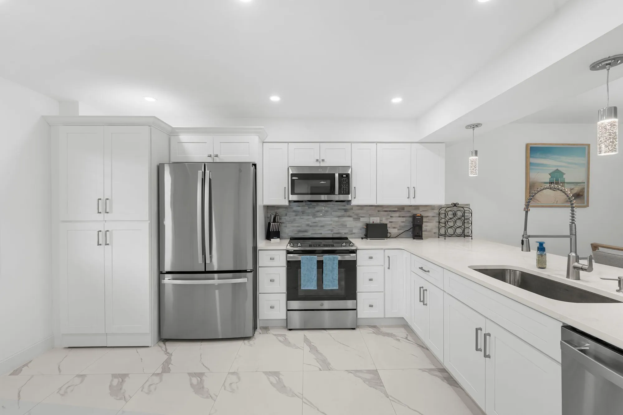 Property Slideshow image 3 of 42 | 6936 huntington ln 302, Delray Beach, FL, 33446