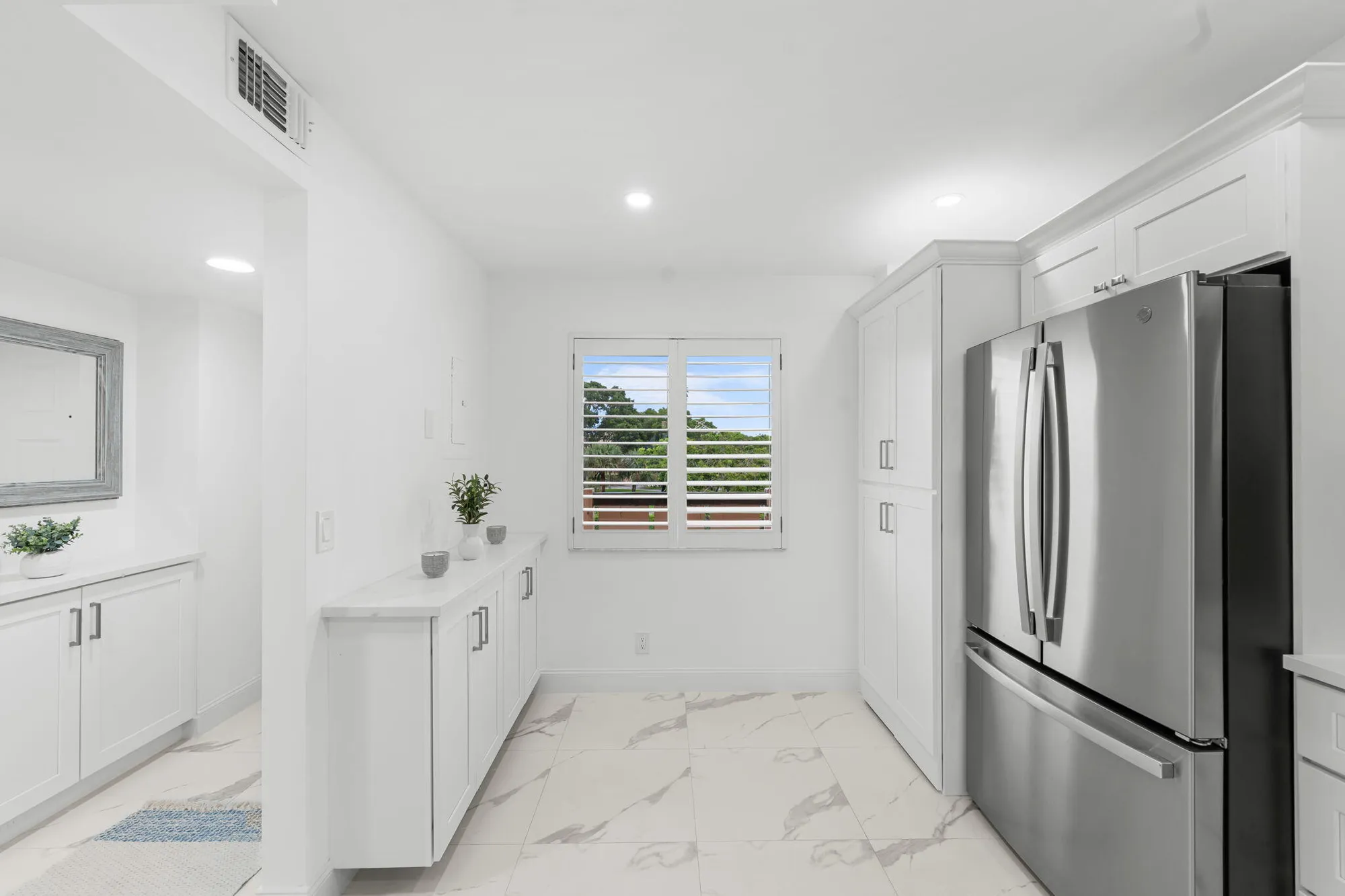 Property Slideshow image 5 of 42 | 6936 huntington ln 302, Delray Beach, FL, 33446