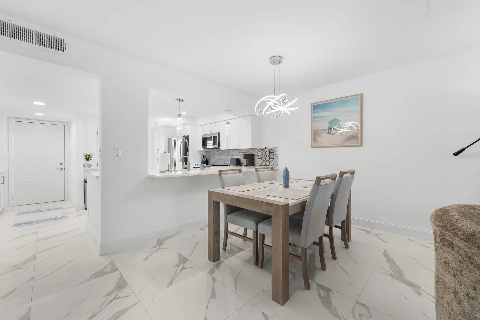 Property Slideshow image 12 of 42 | 6936 huntington ln 302, Delray Beach, FL, 33446