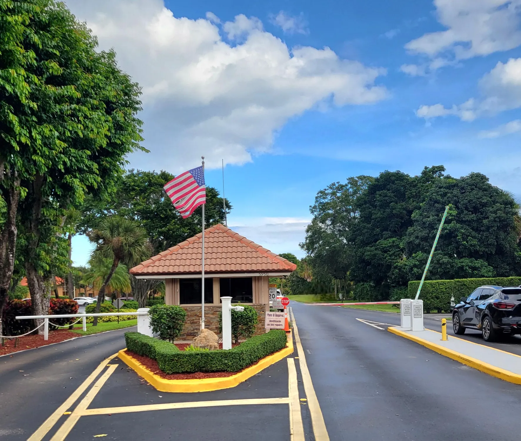 Property Slideshow image 17 of 20 | 11296 green lake dr 104, Boynton Beach, FL, 33437