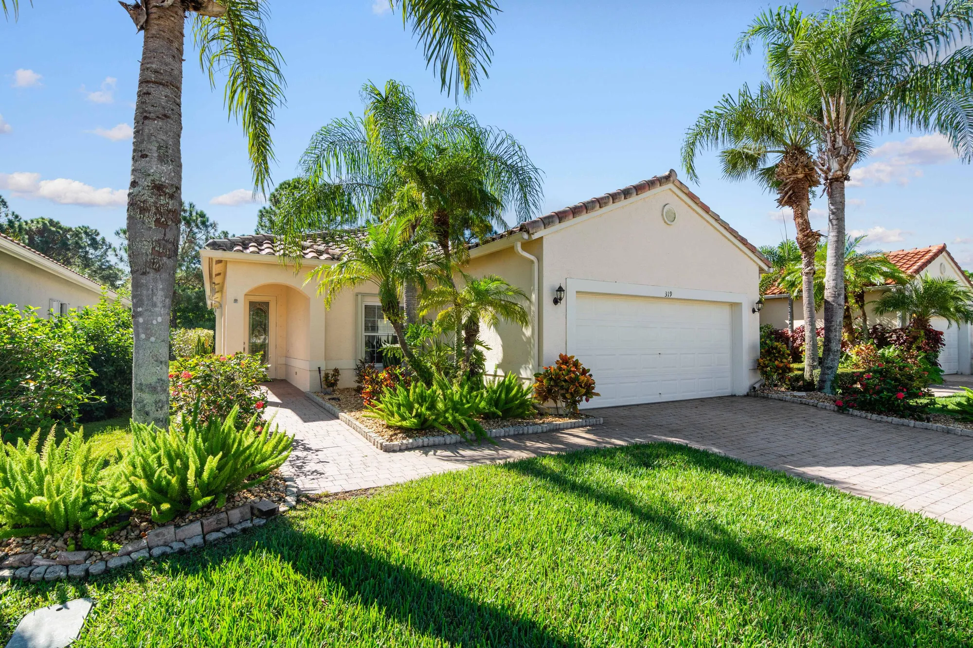 Property Slideshow image 2 of 57 | 319 nw treeline trce, Port Saint Lucie, FL, 34986