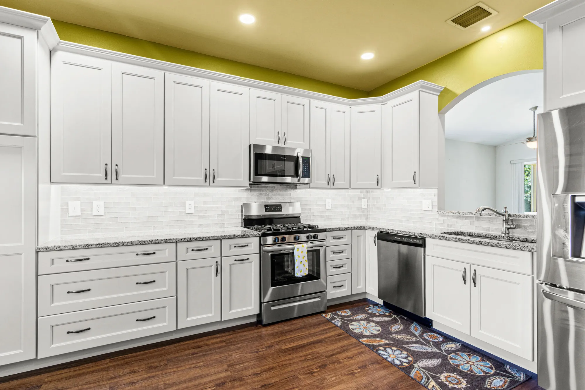 Property Slideshow image 12 of 57 | 319 nw treeline trce, Port Saint Lucie, FL, 34986