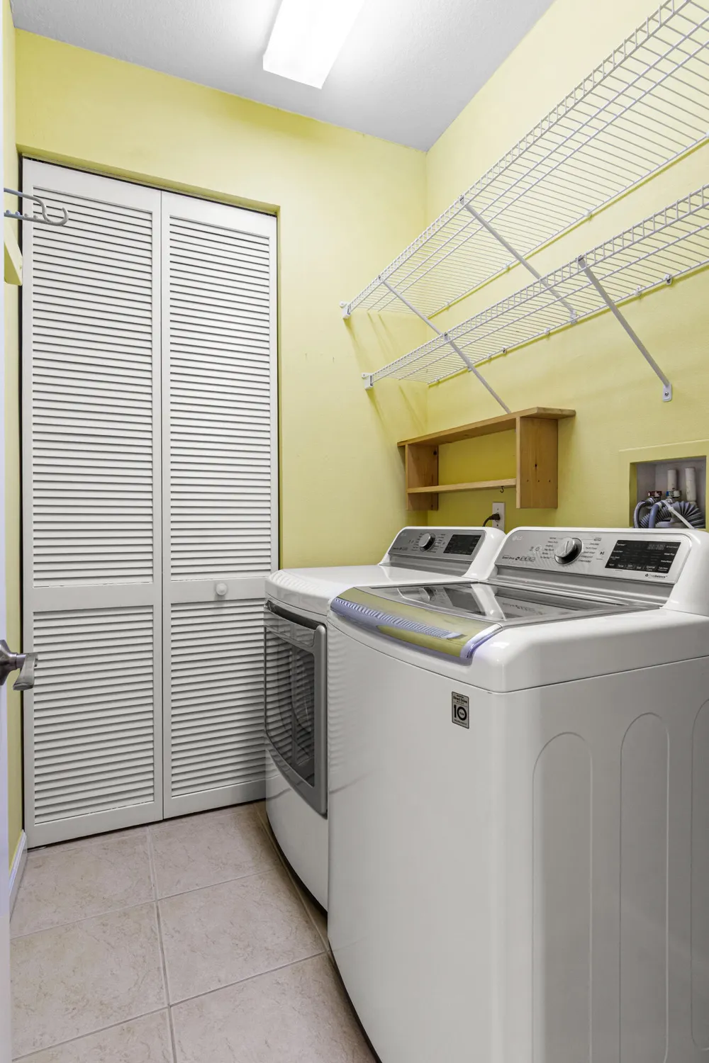 Property Slideshow image 28 of 57 | 319 nw treeline trce, Port Saint Lucie, FL, 34986