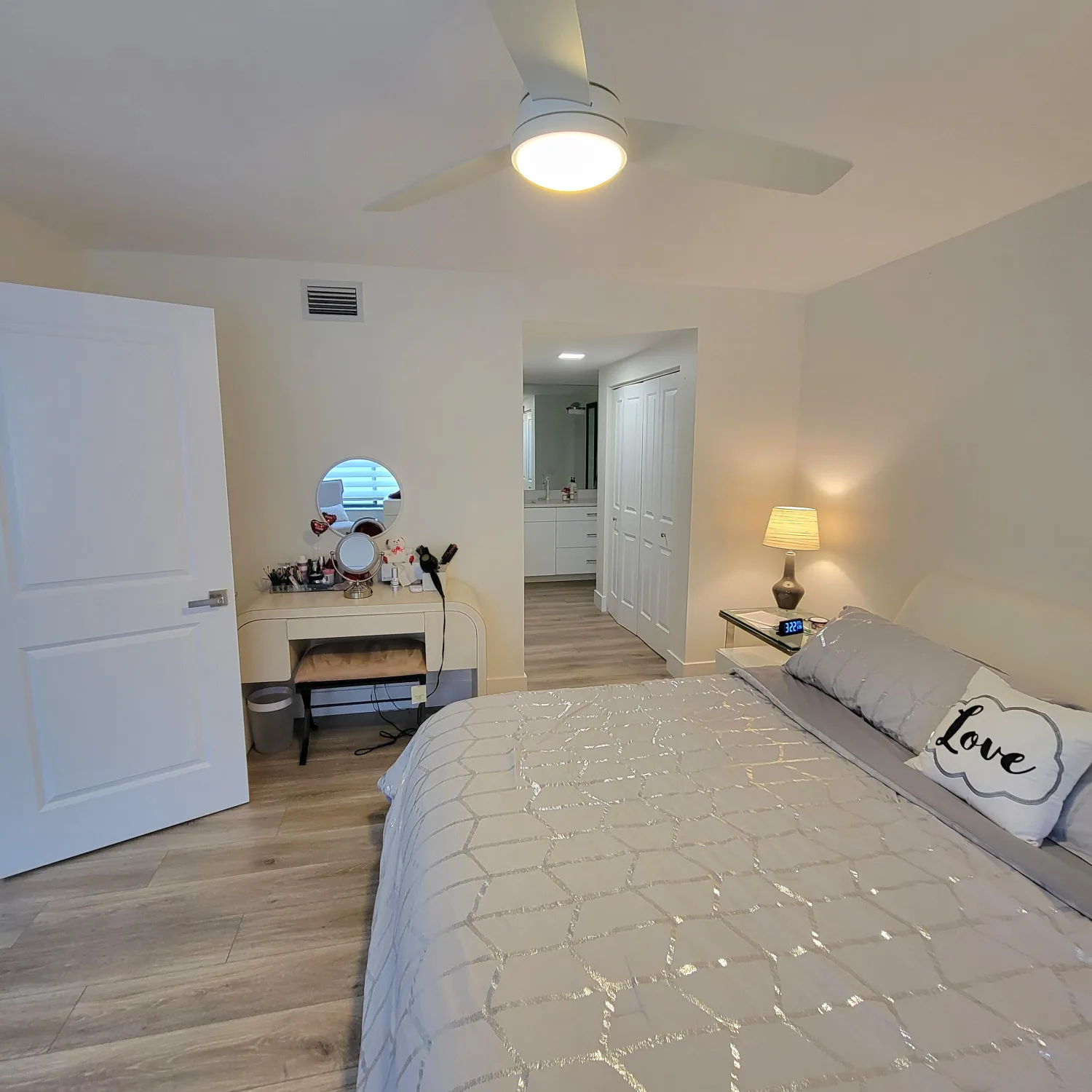 Property Slideshow image 12 of 20 | 11296 green lake dr 104, Boynton Beach, FL, 33437