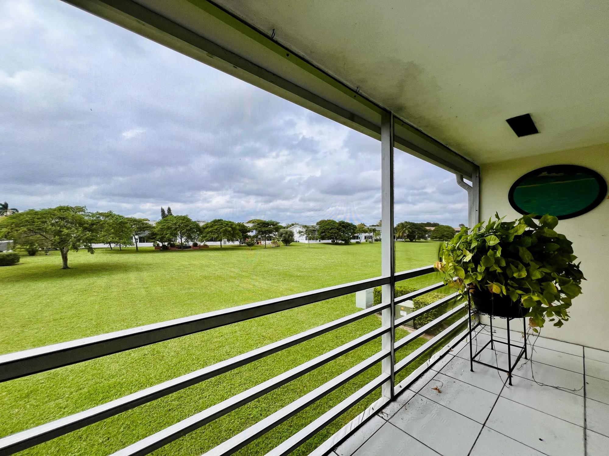 Property Slideshow image 7 of 13 | 110 berkshire e unit e, West Palm Beach, FL, 33417