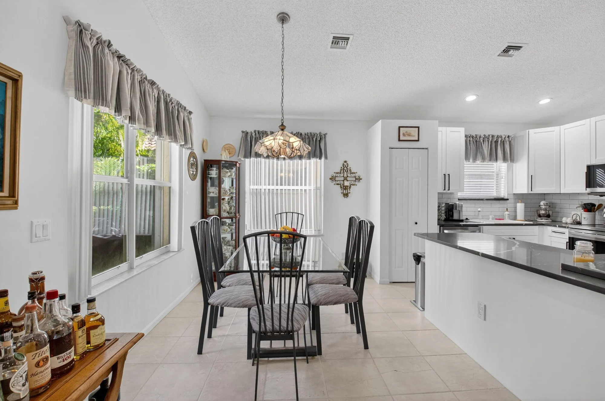 Property Slideshow image 10 of 52 | 9604 honeybell cir, Boynton Beach, FL, 33437