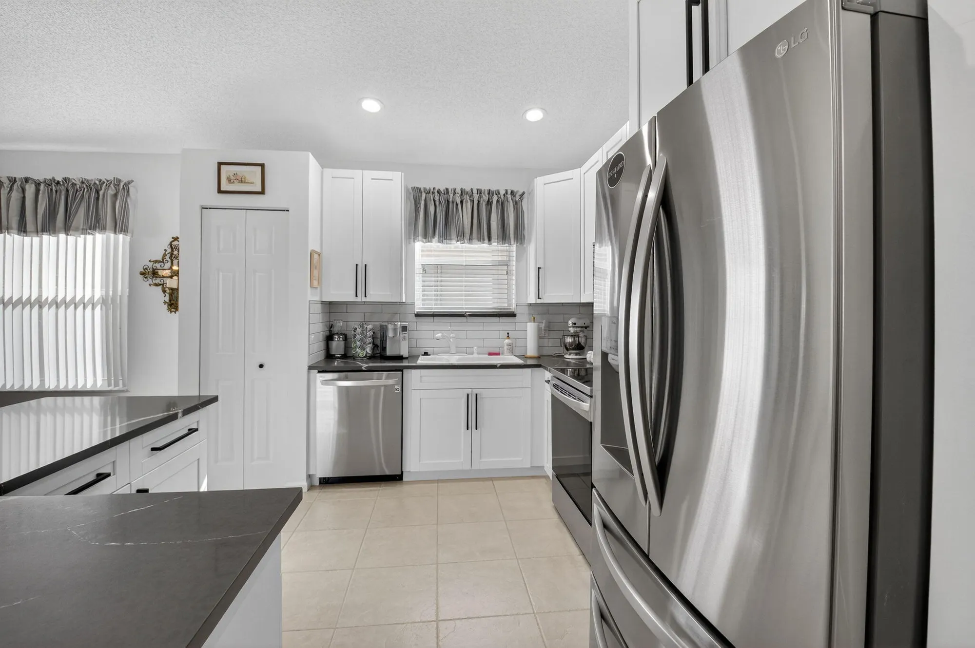Property Slideshow image 12 of 52 | 9604 honeybell cir, Boynton Beach, FL, 33437