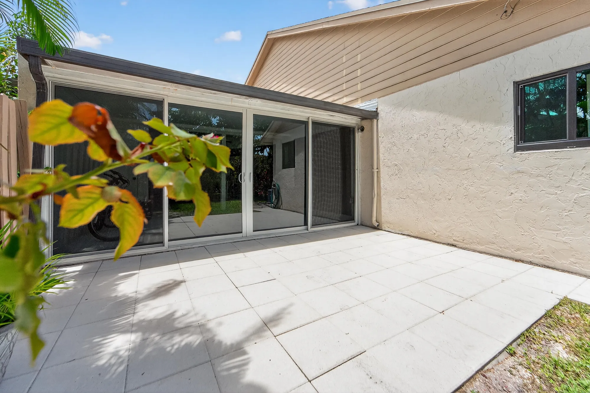 Property Slideshow image 41 of 78 | 1325 nw 23rd ln, Delray Beach, FL, 33445