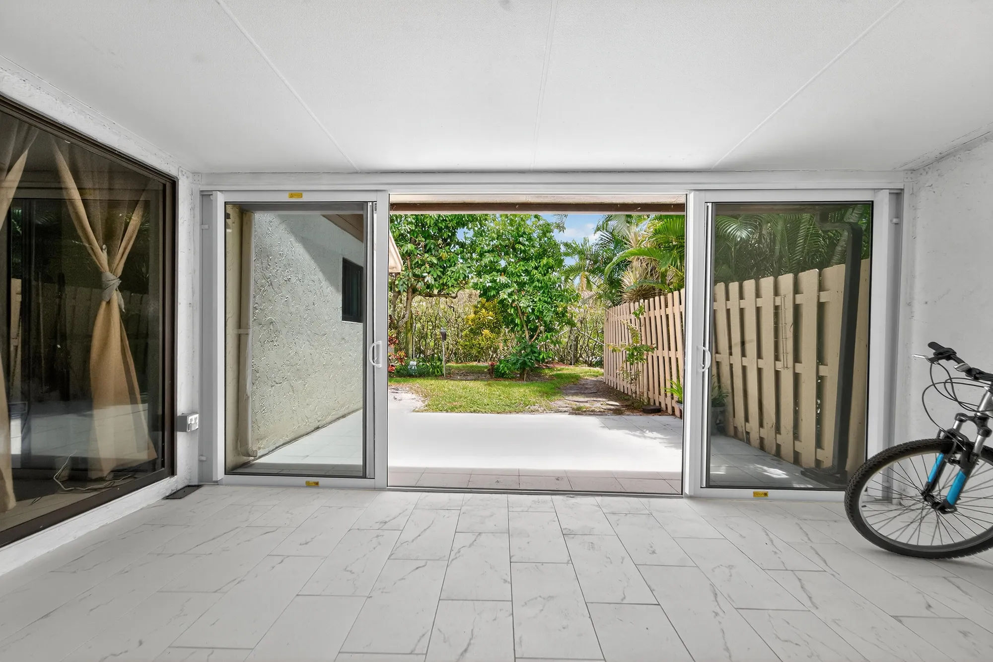 Property Slideshow image 38 of 78 | 1325 nw 23rd ln, Delray Beach, FL, 33445