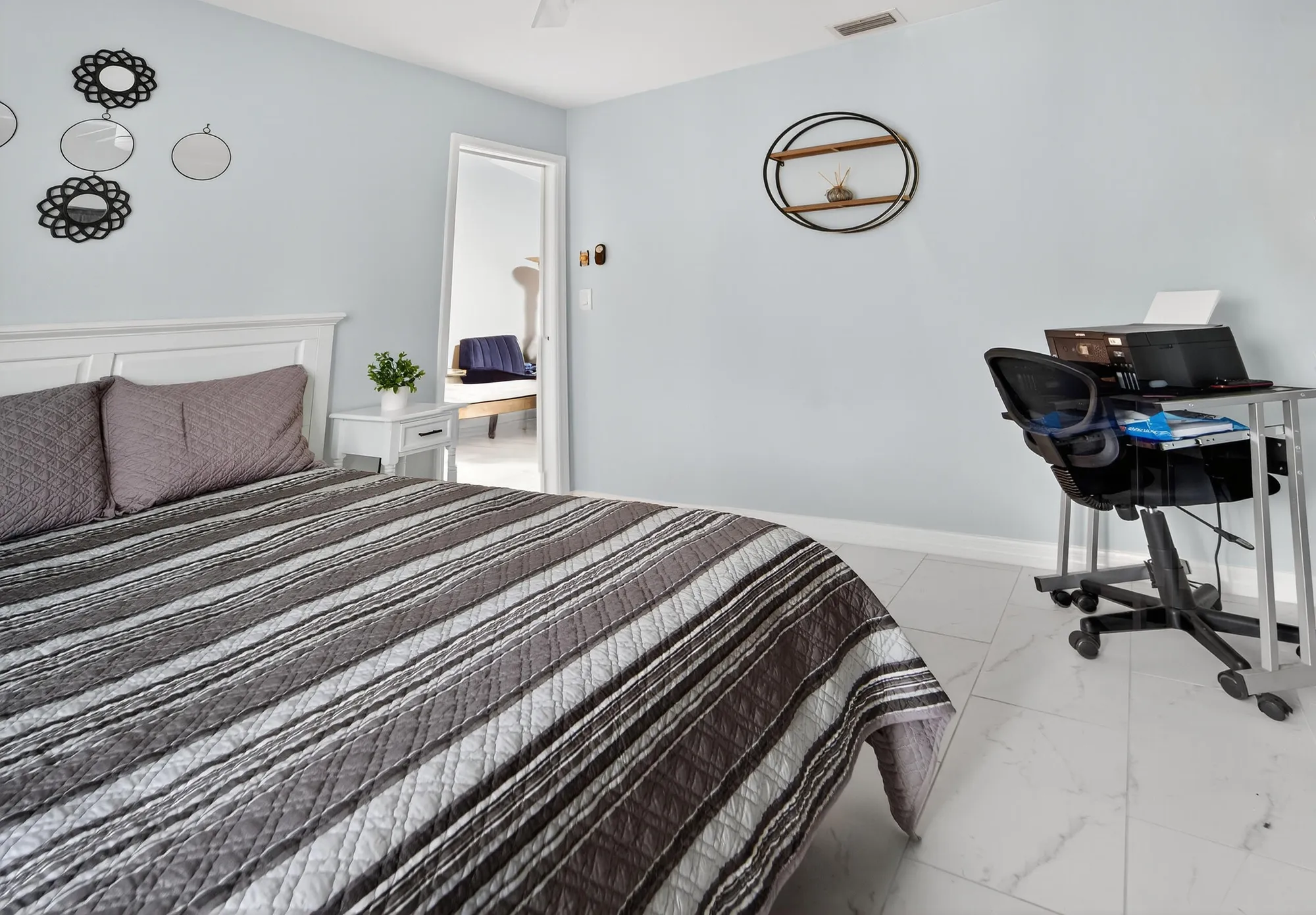 Property Slideshow image 31 of 78 | 1325 nw 23rd ln, Delray Beach, FL, 33445