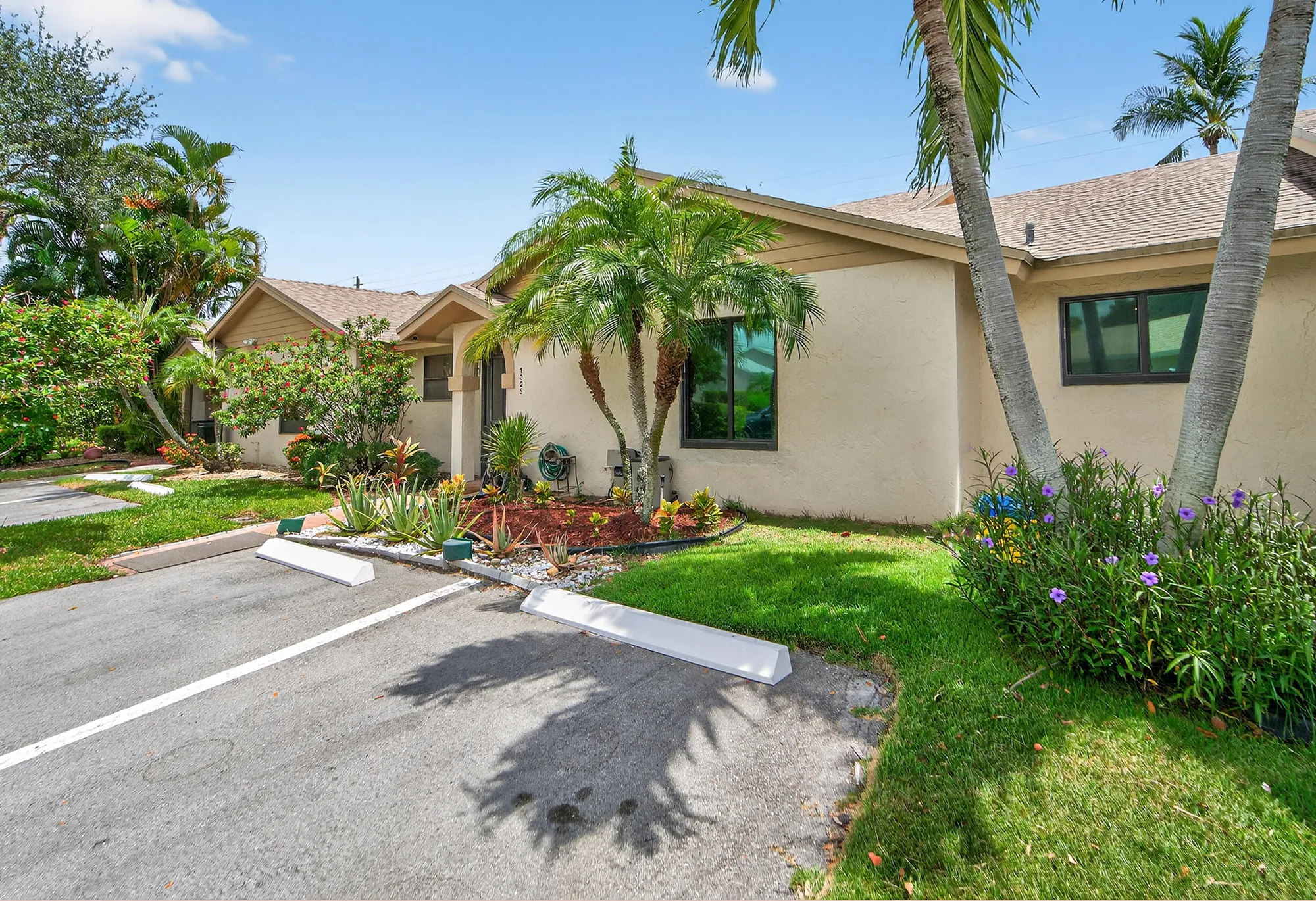 Property Slideshow image 48 of 78 | 1325 nw 23rd ln, Delray Beach, FL, 33445