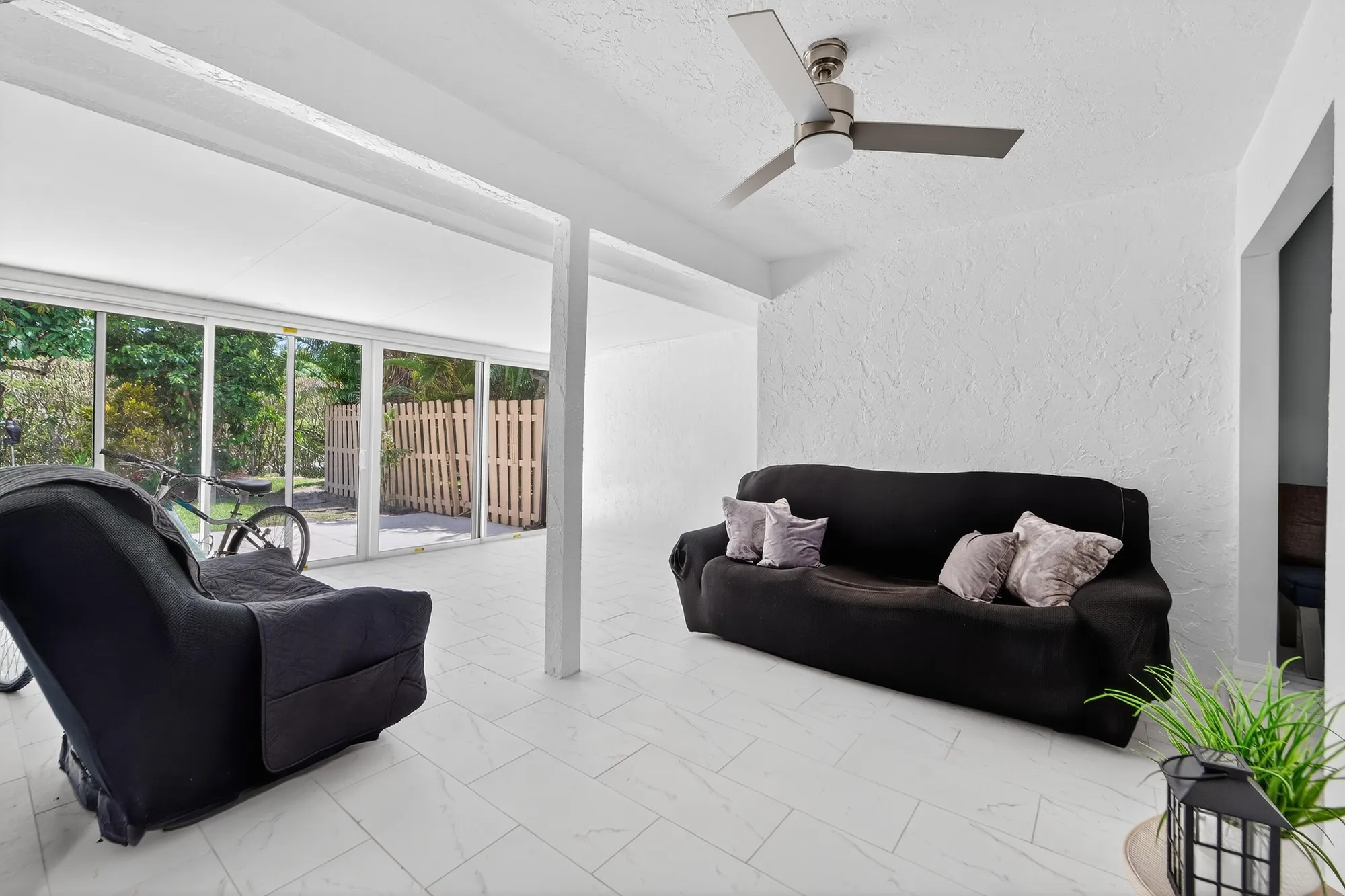 Property Slideshow image 8 of 78 | 1325 nw 23rd ln, Delray Beach, FL, 33445